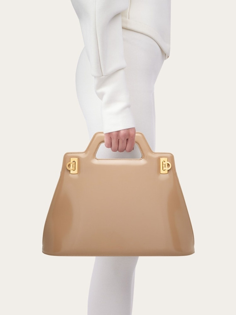 FERRAGAMO WANDA TOP HANDLE outlook