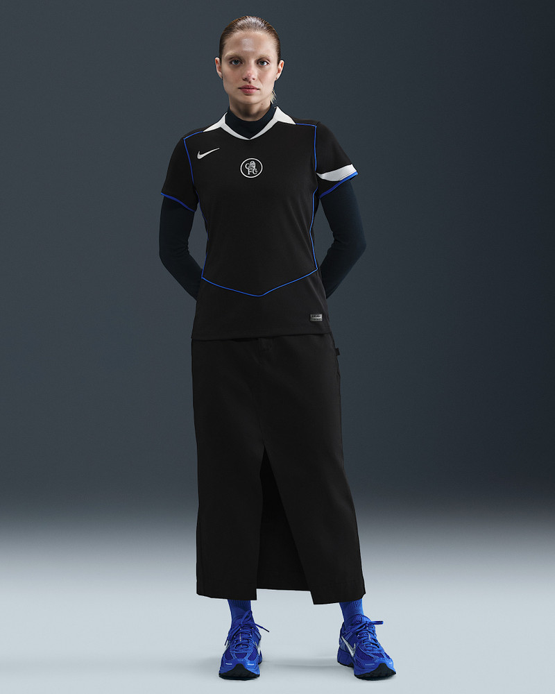 Chelsea FC 2025/26 Stadium Third Women's Nike Dri-FIT Total 90 Soccer Replica Jersey 4