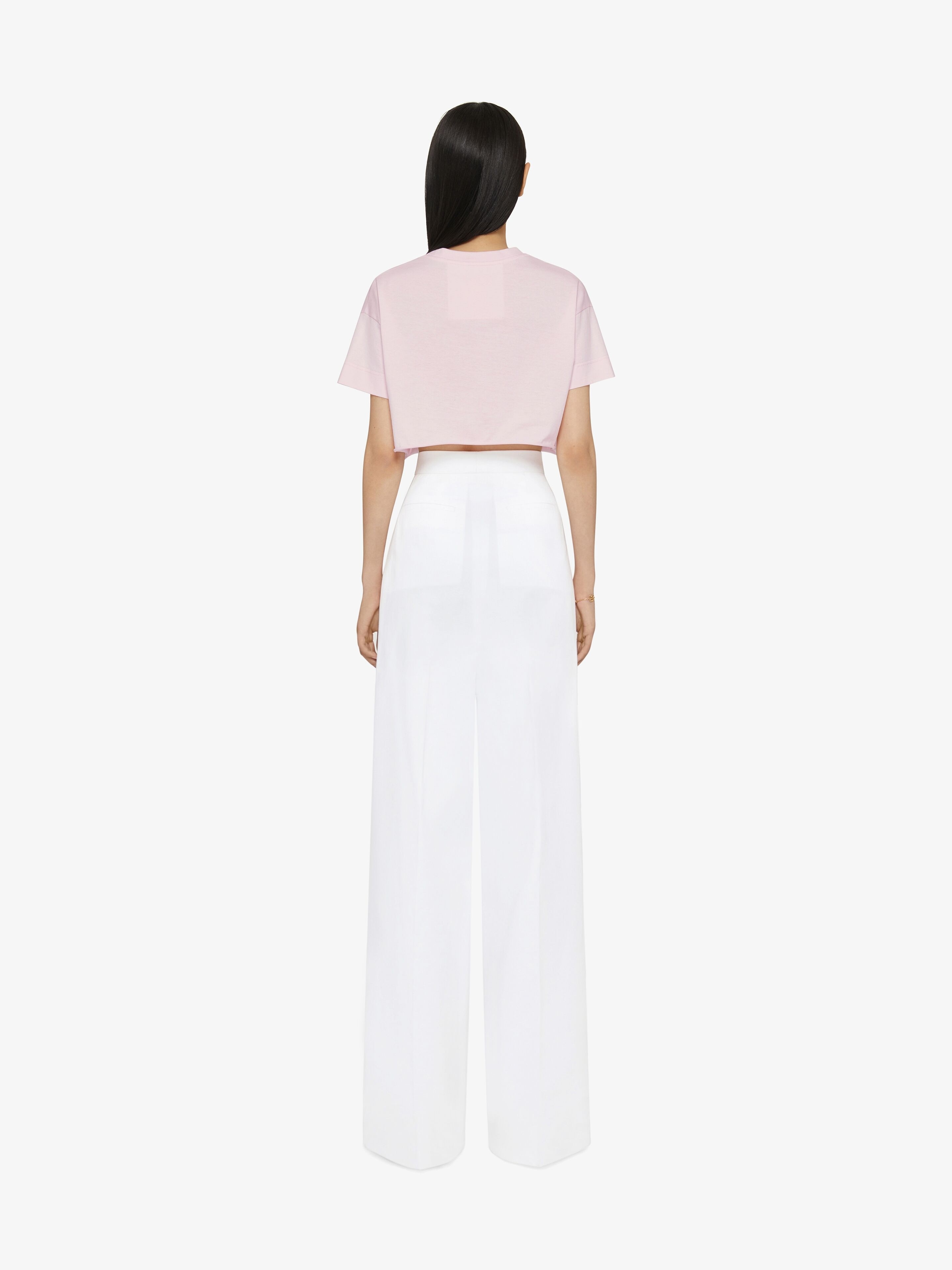 CROPPED T-SHIRT IN COTTON WITH GIVENCHY MEDALLION - 4