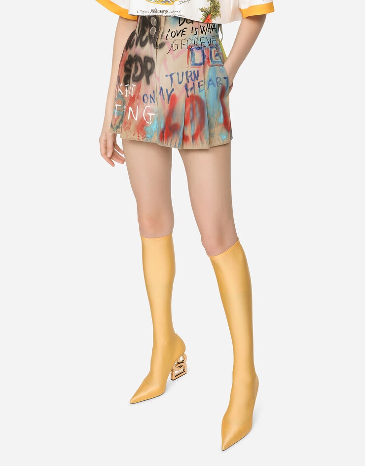 Graffiti-print gabardine miniskirt - 4