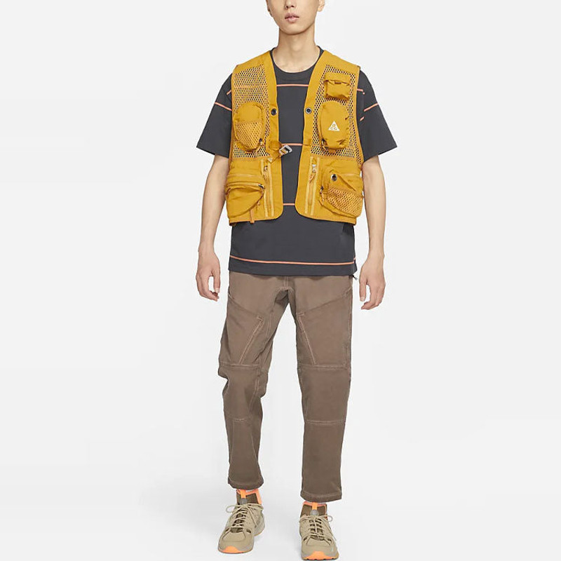 Nike Nike ACG Buttles Vest 'Yellow' DN3920-727 outlook