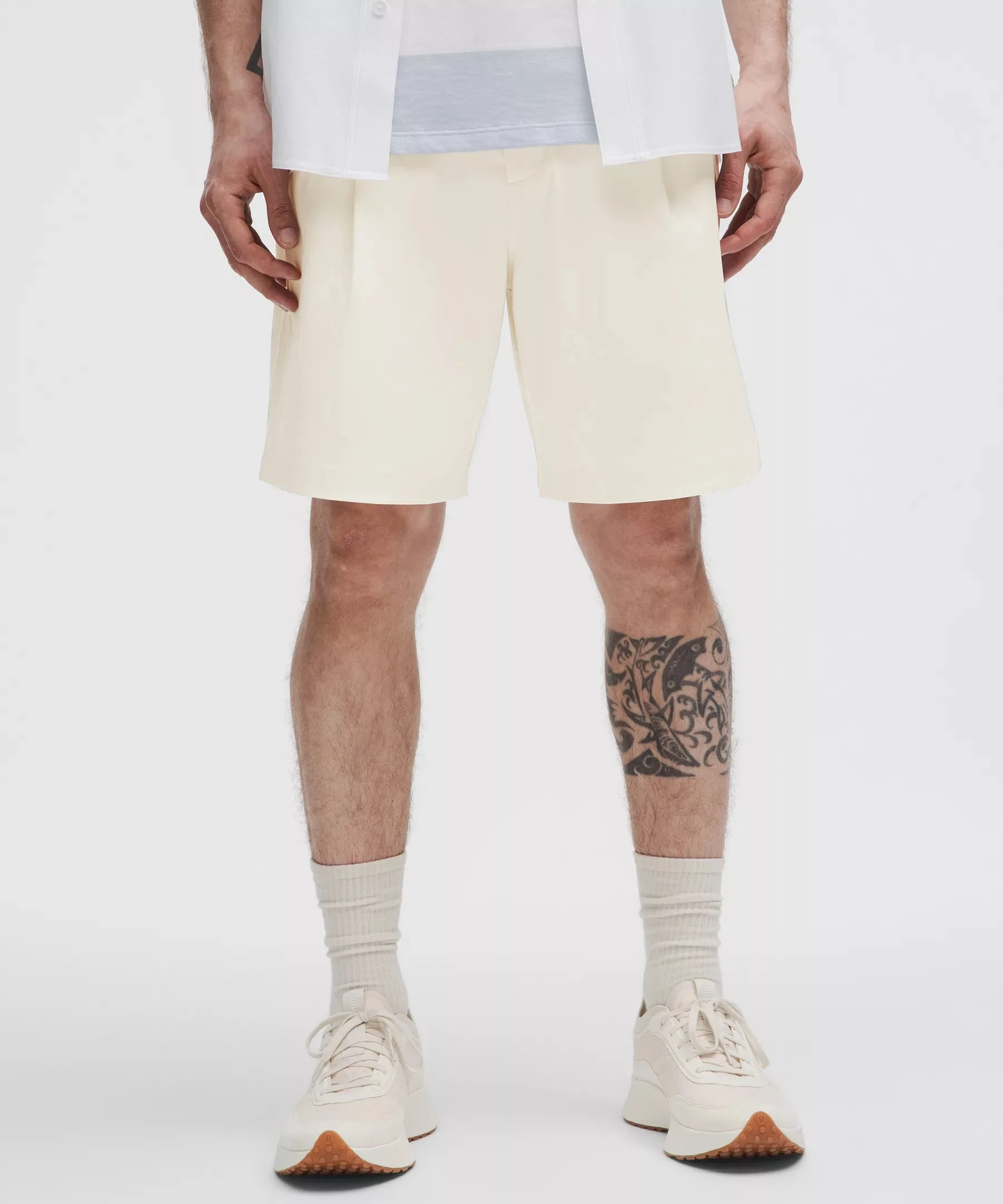 Woven Relaxed-Fit Pleated Short 8" - 1