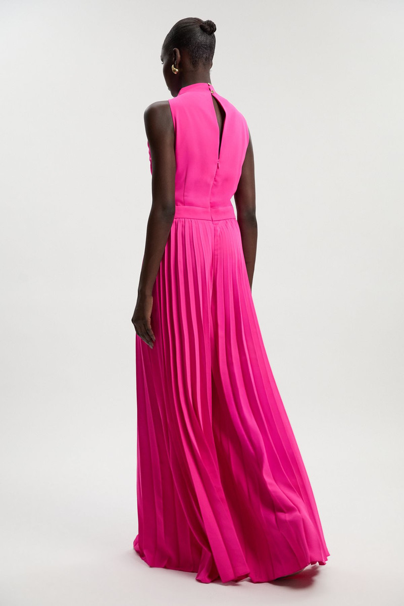 Soft Tailored Halter Neck Pleated Jumpsuit 5