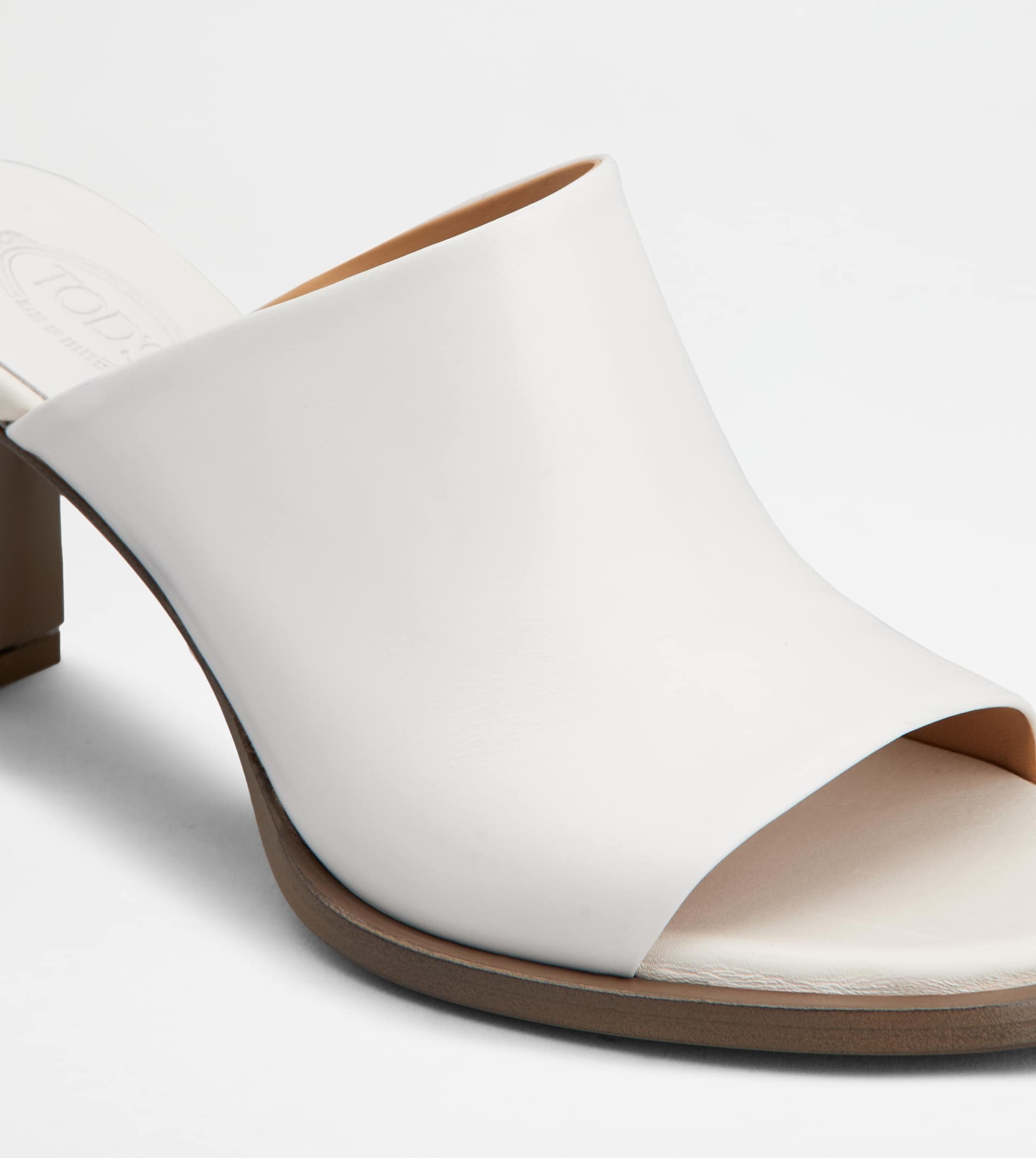 MULES IN LEATHER - WHITE - 5