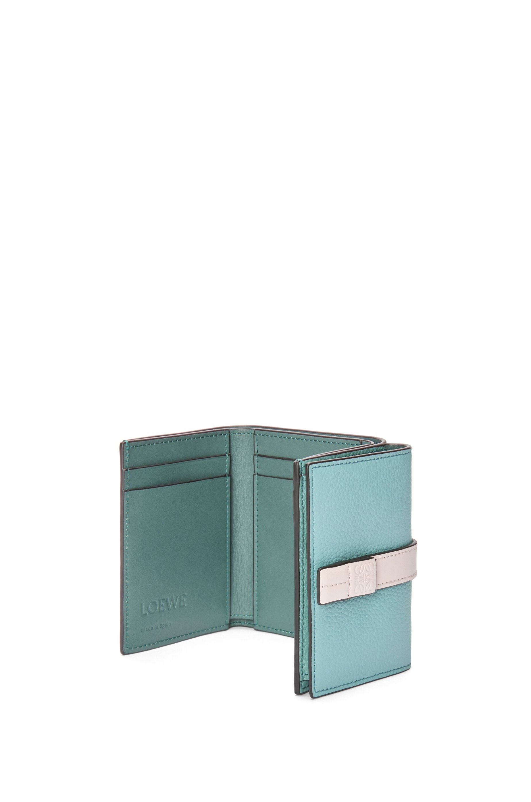 Trifold wallet in soft grained calfskin - 4