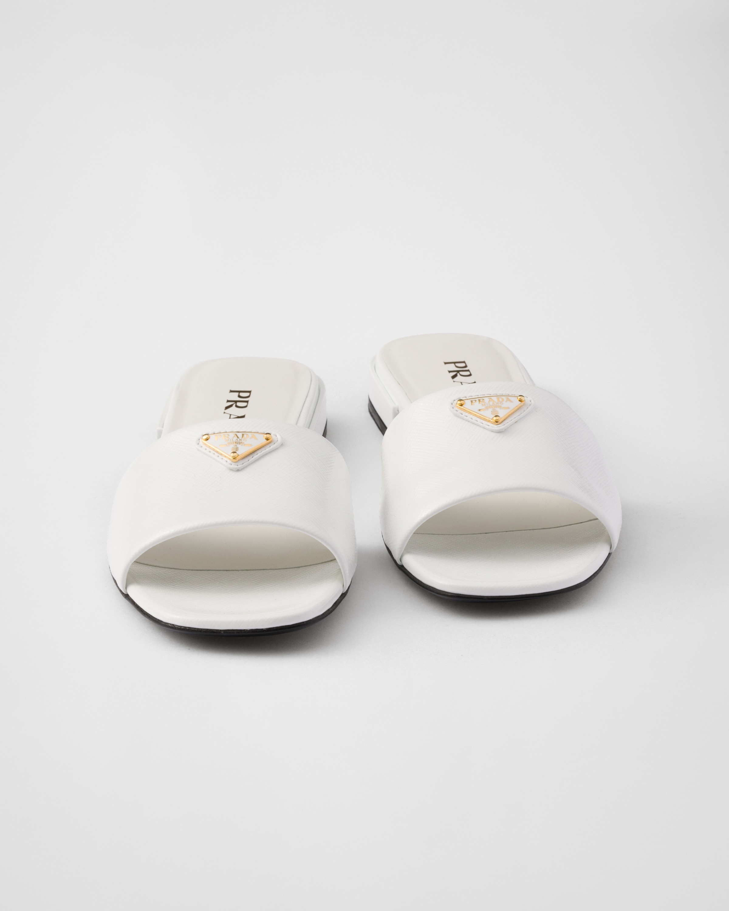 Saffiano patent leather slides - 5