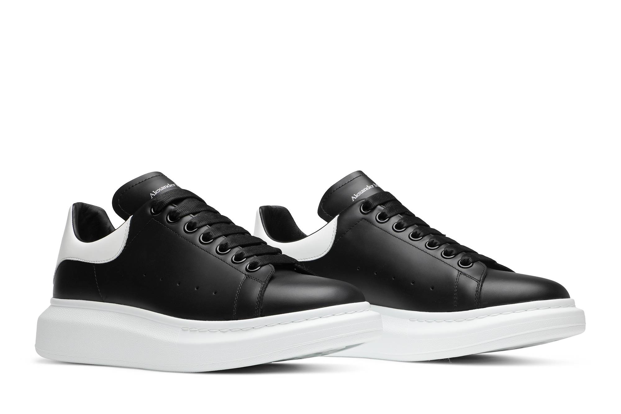 Alexander McQueen Wmns Oversized Sneaker 'Black White' - 8