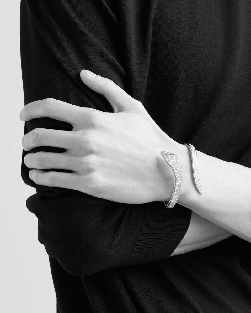 Eternal Gold snake bracelet in white gold and diamonds 6