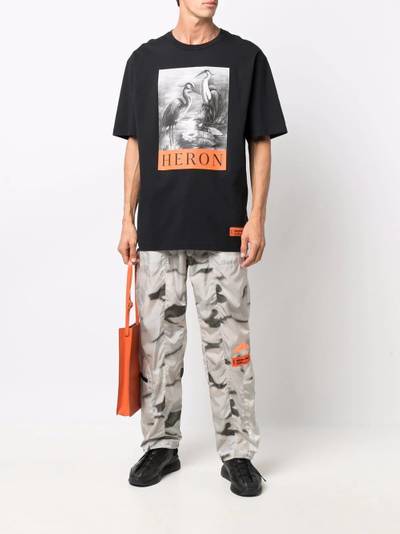 Heron Preston Heron-print cotton T-shirt outlook