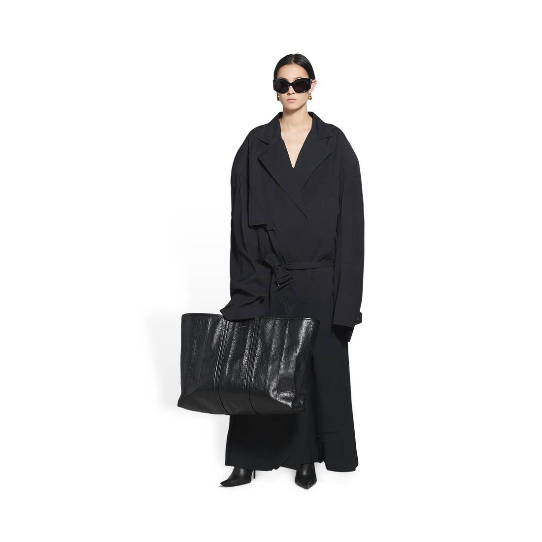 Barbes Large East-west Shopper Bag in Black - 2