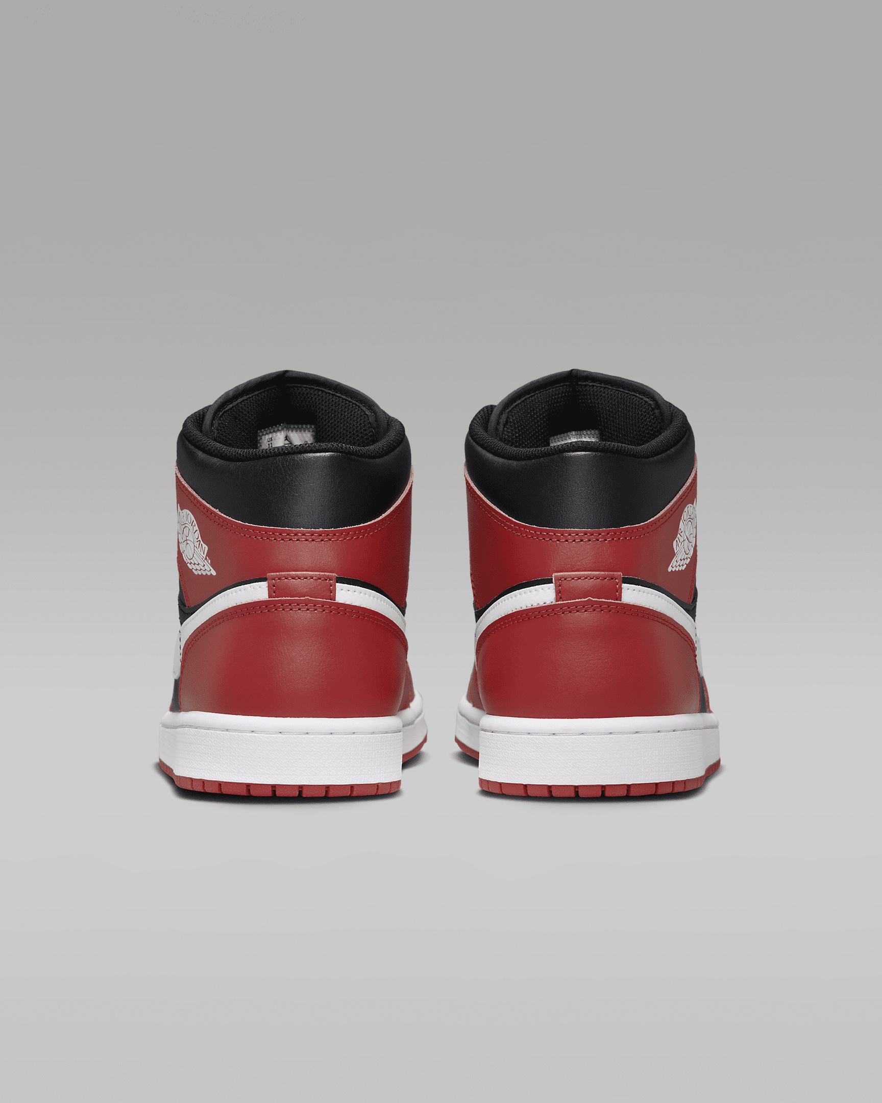 Air Jordan 1 Mid Men's Shoes - 6