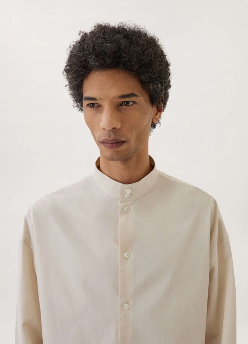 STAND COLLAR TWISTED SHIRT
COTTON POPLIN 4