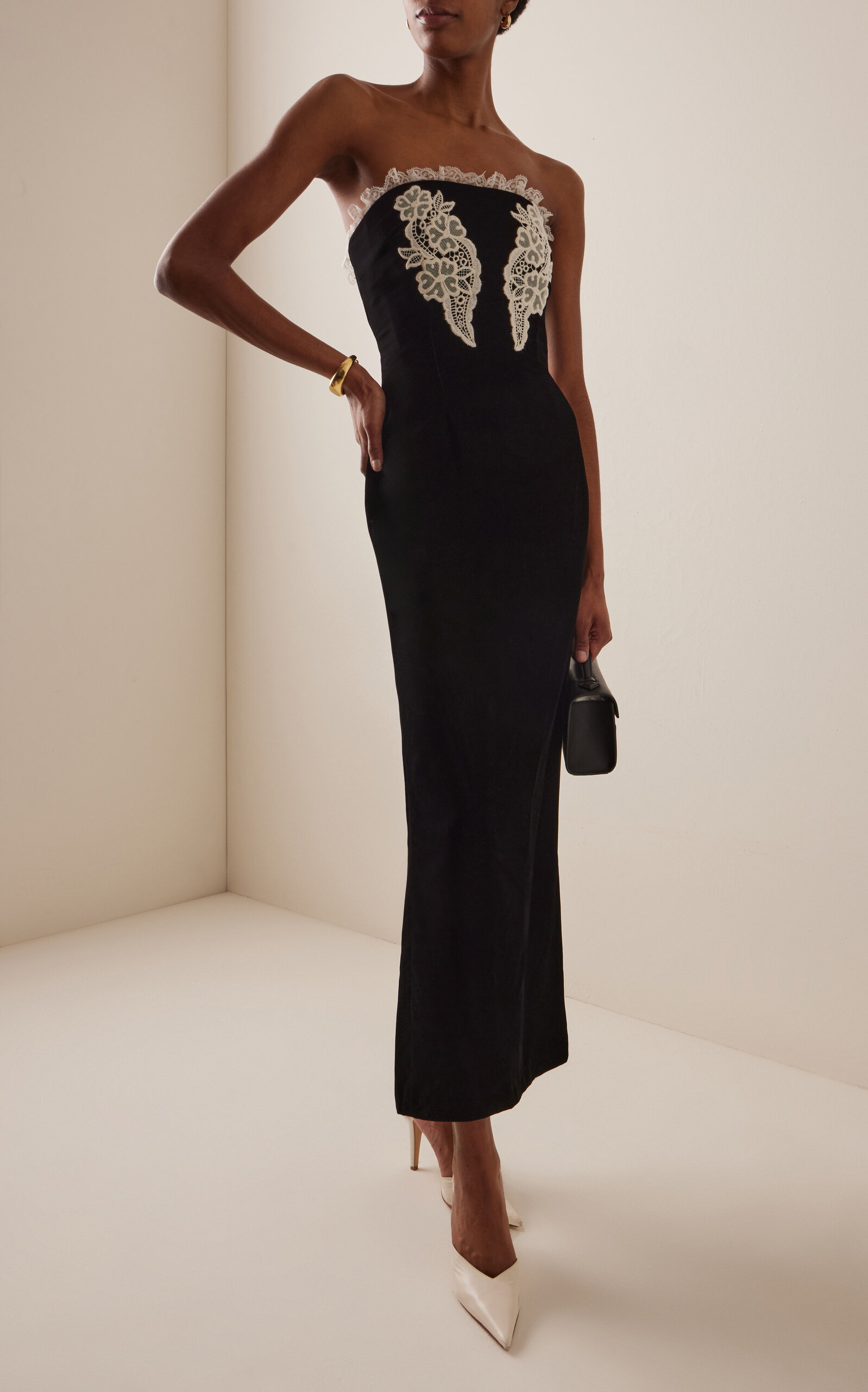 Exclusive Floral-Appliquéd Velvet Maxi Dress black - 2