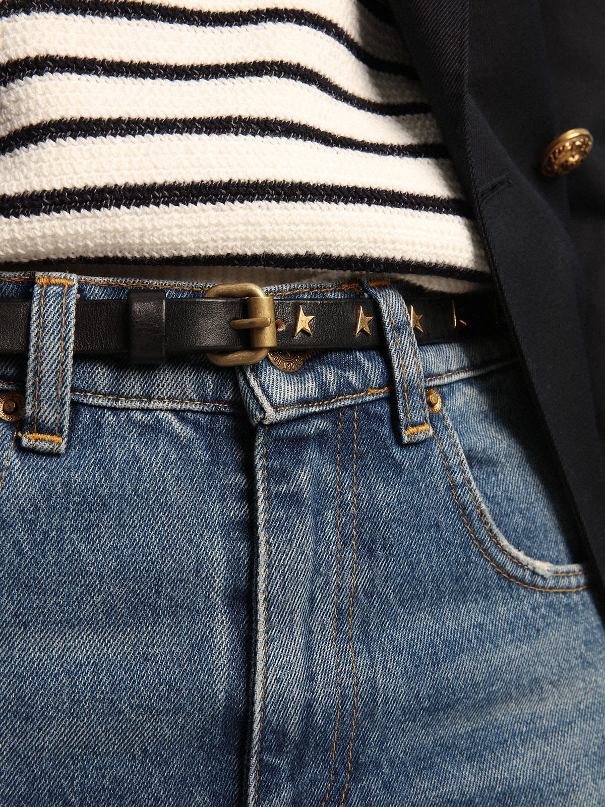 Women's belt in black leather with star-shaped studs - 3