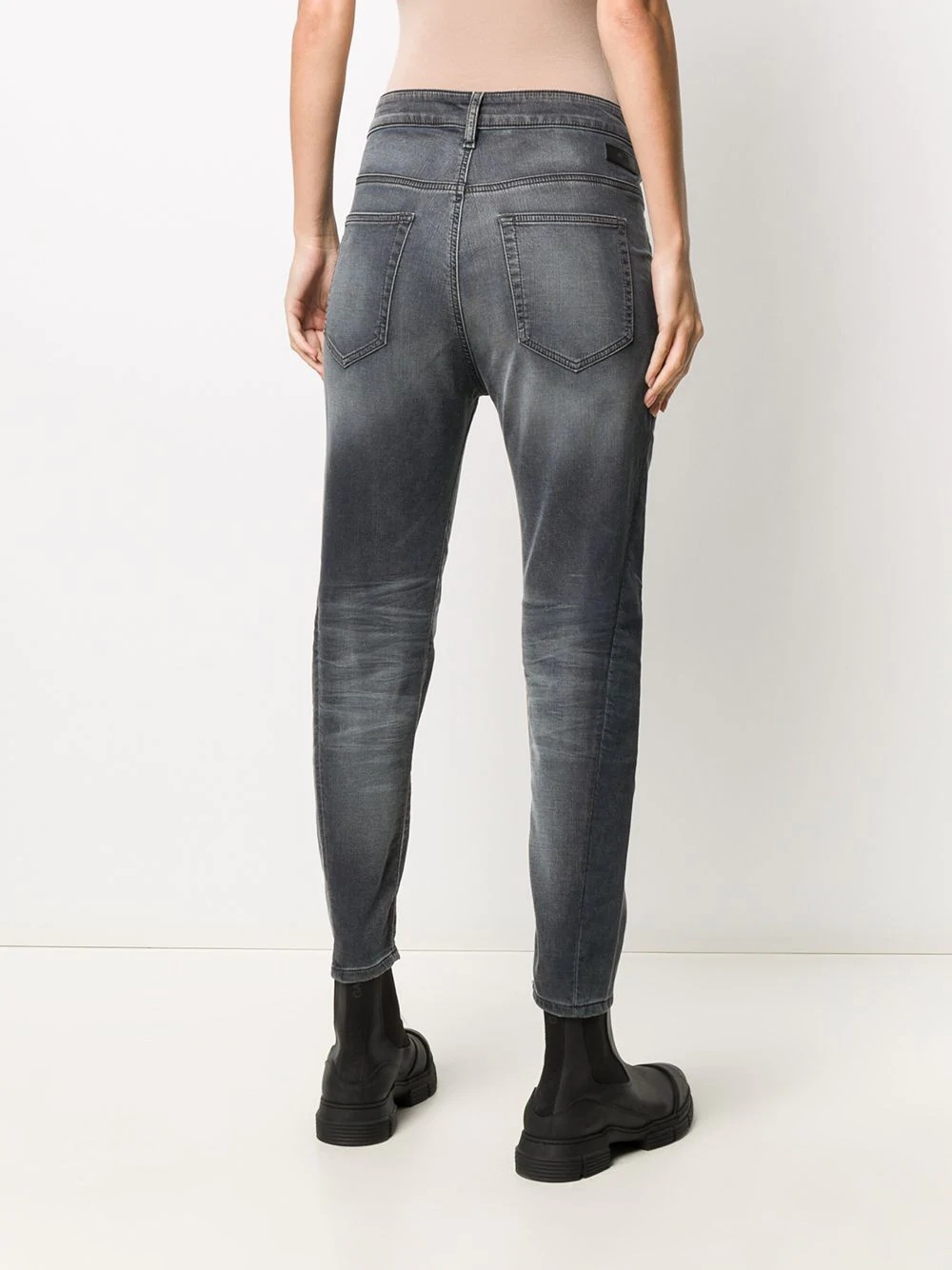 high-rise tapered jeans  - 4