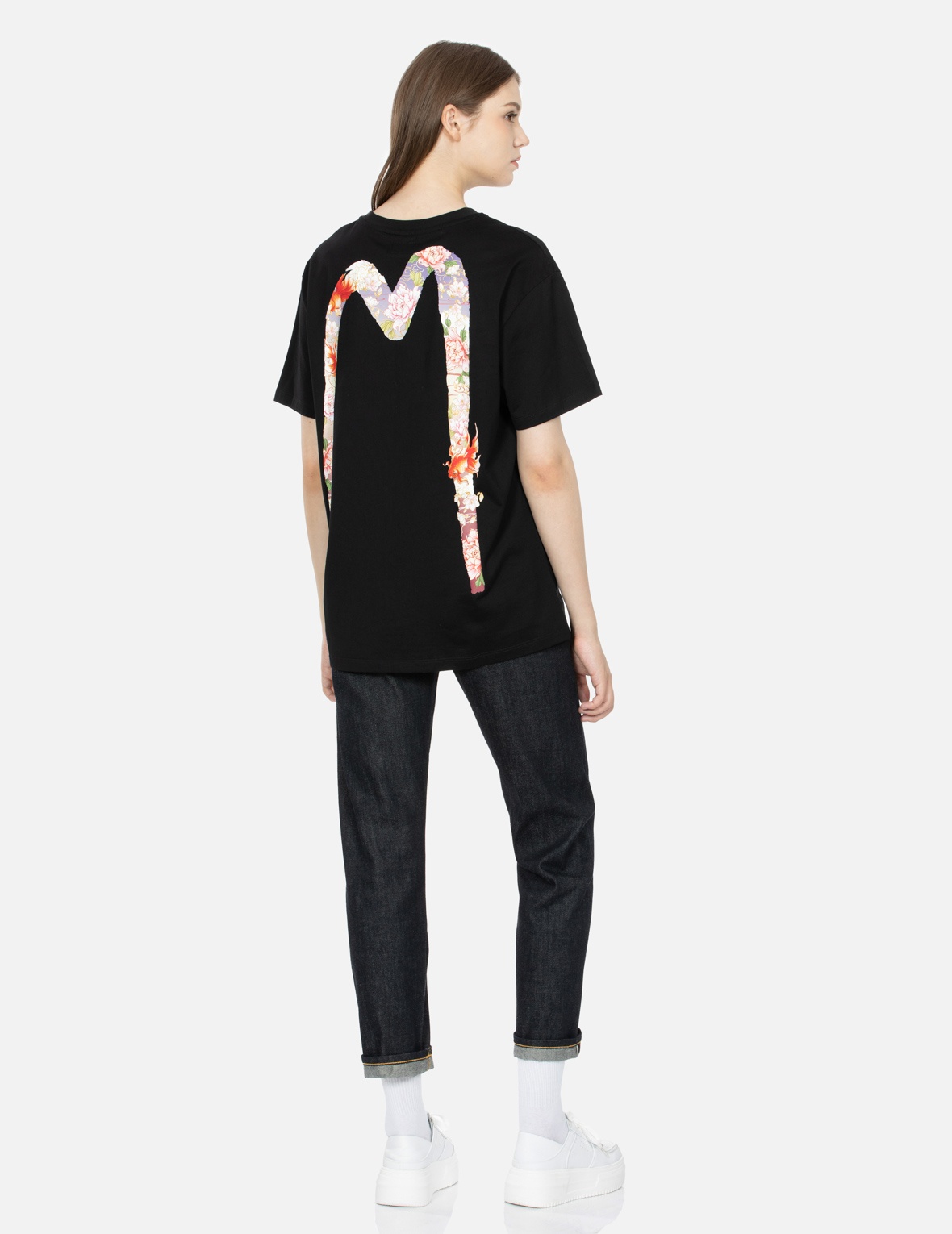GOLDFISH AND FLORAL FLOW BRUSHSTROKE DAICOCK PRINT BOYFRIEND T-SHIRT - 3