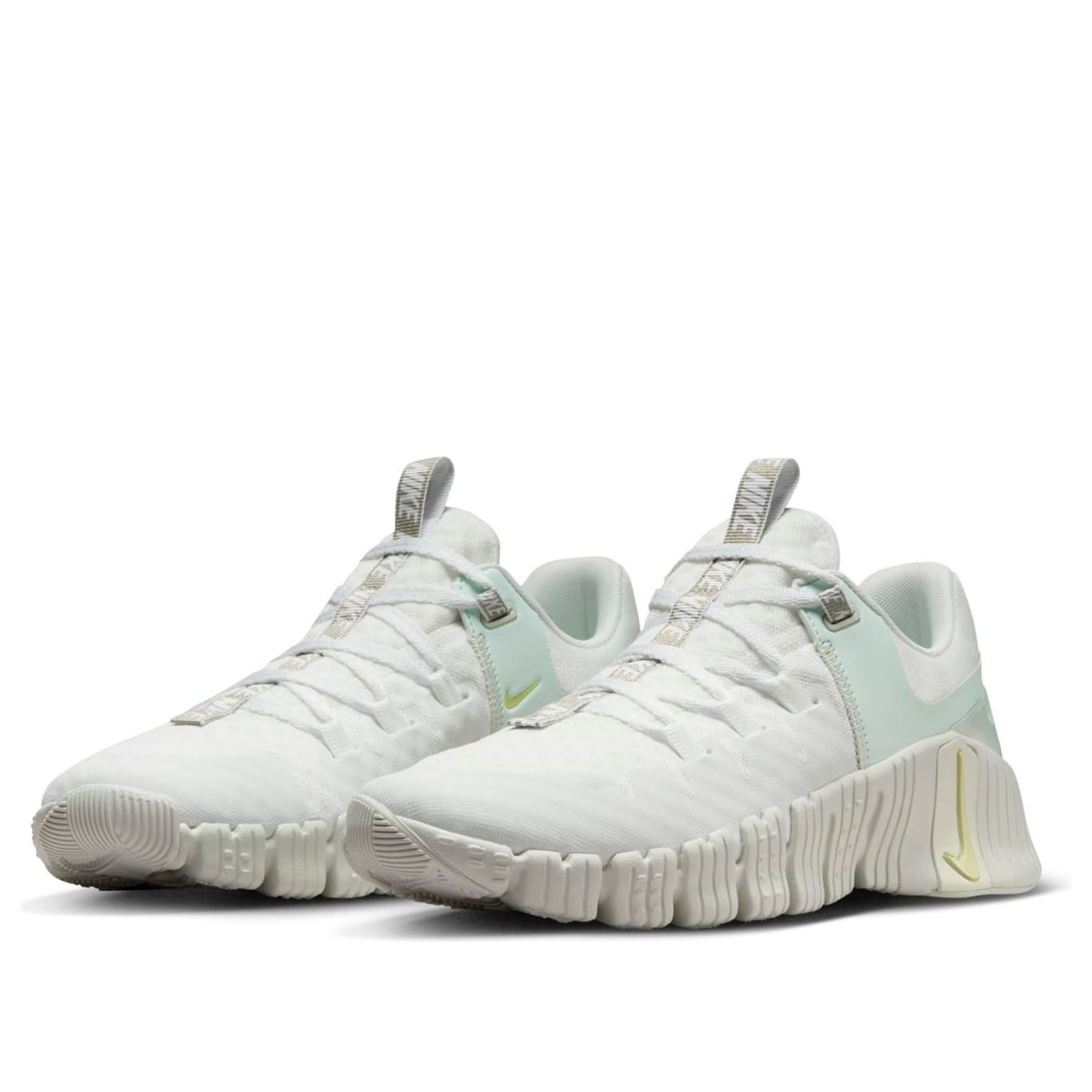 (WMNS) Nike Free Metcon 5 Premium 'Sea Glass Barely Green' FJ1548-100 - 3