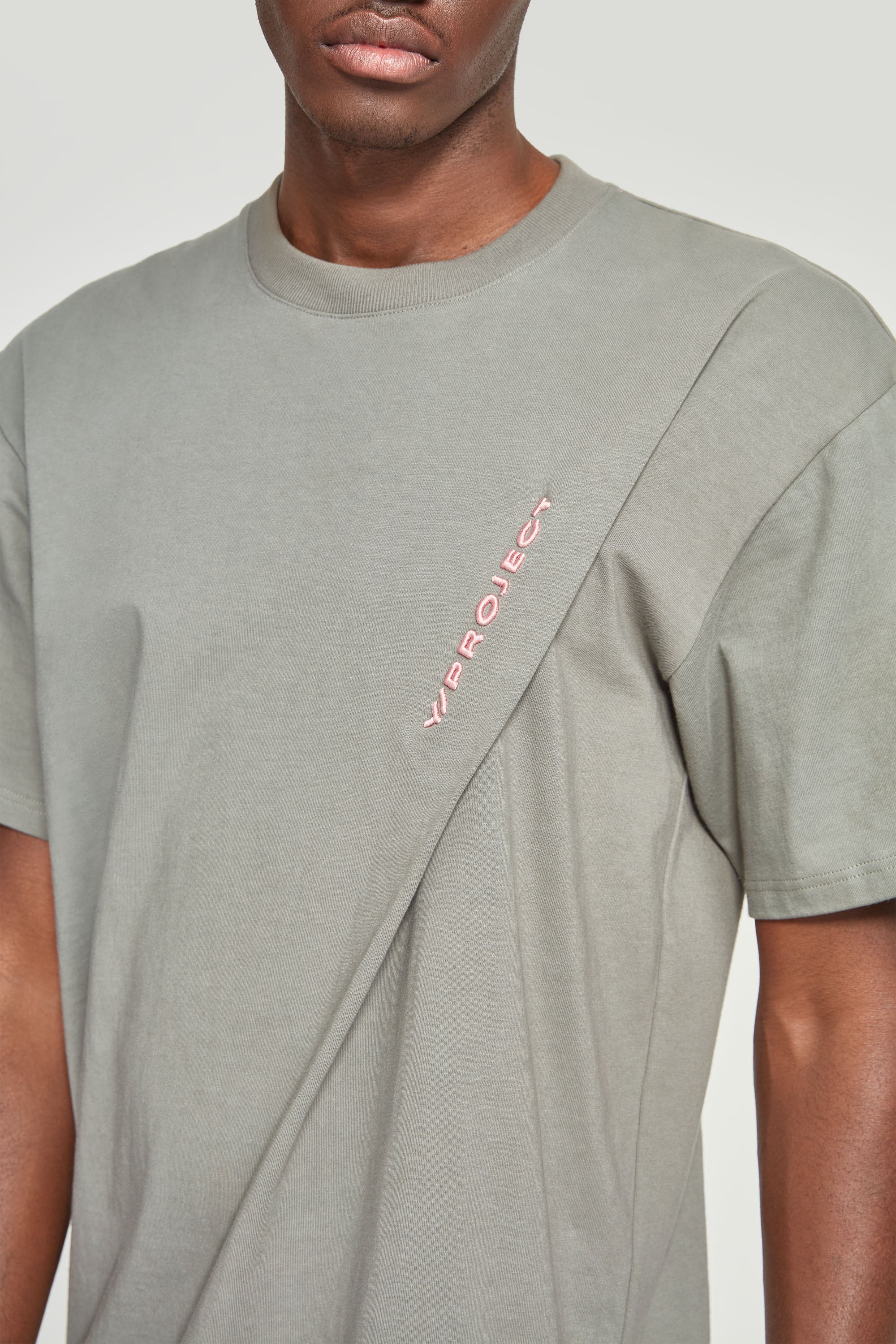 Classic Pinched Logo T-shirt - 4