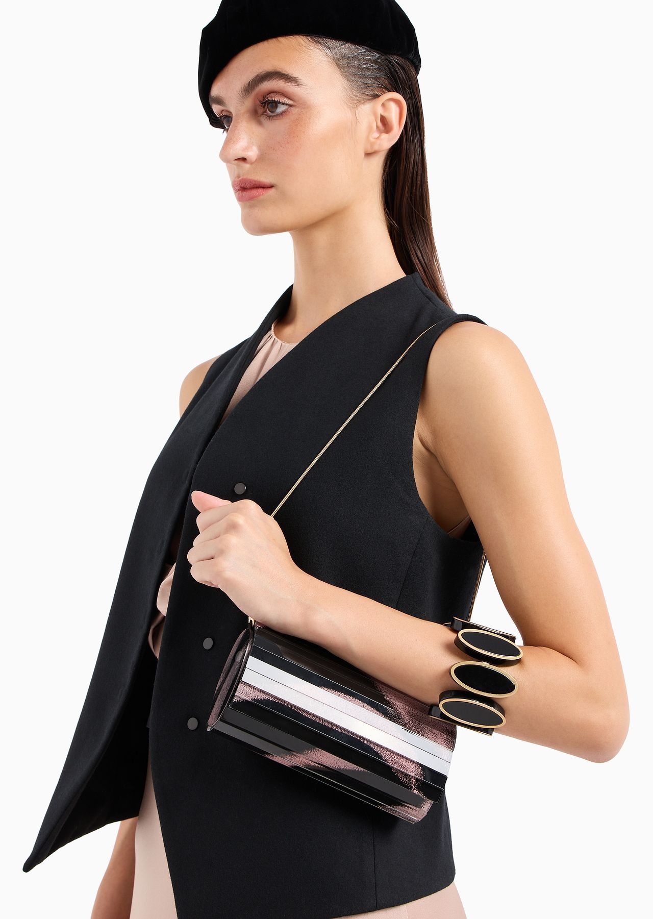 Rigid clutch bag with a gradient print - 6