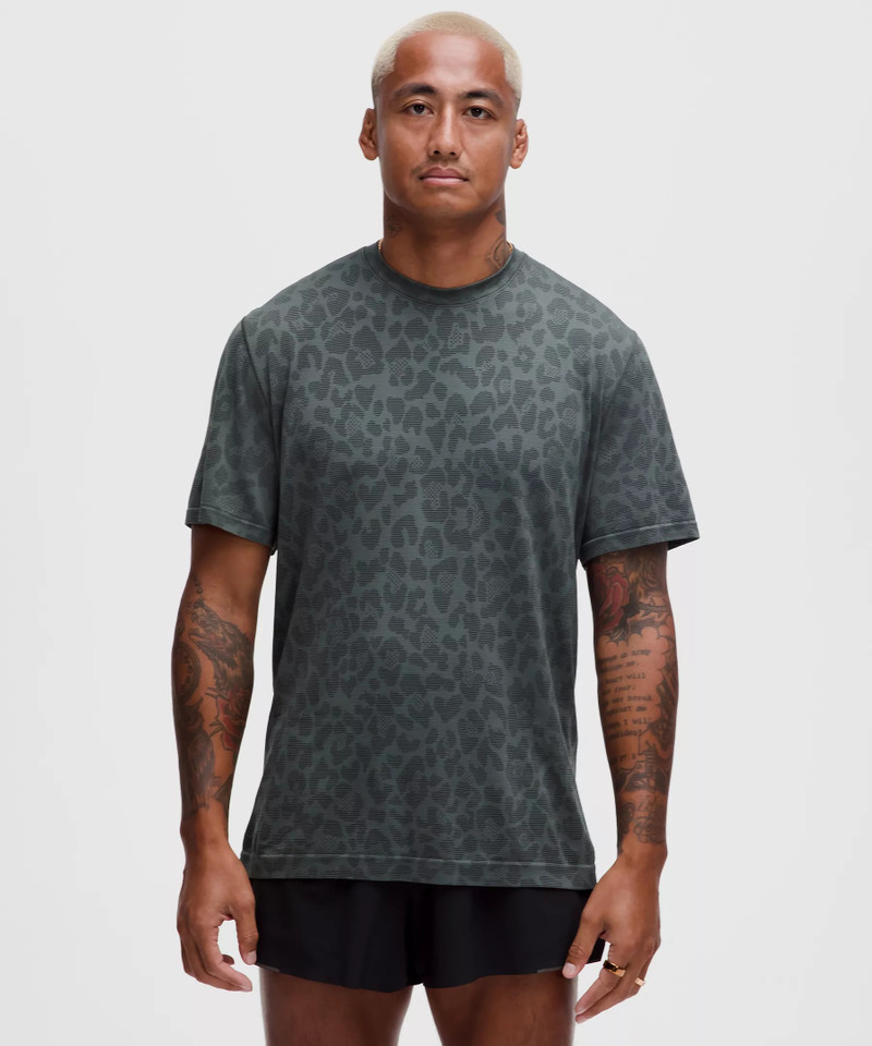Metal Vent Tech Relaxed-Fit Short-Sleeve Shirt 1