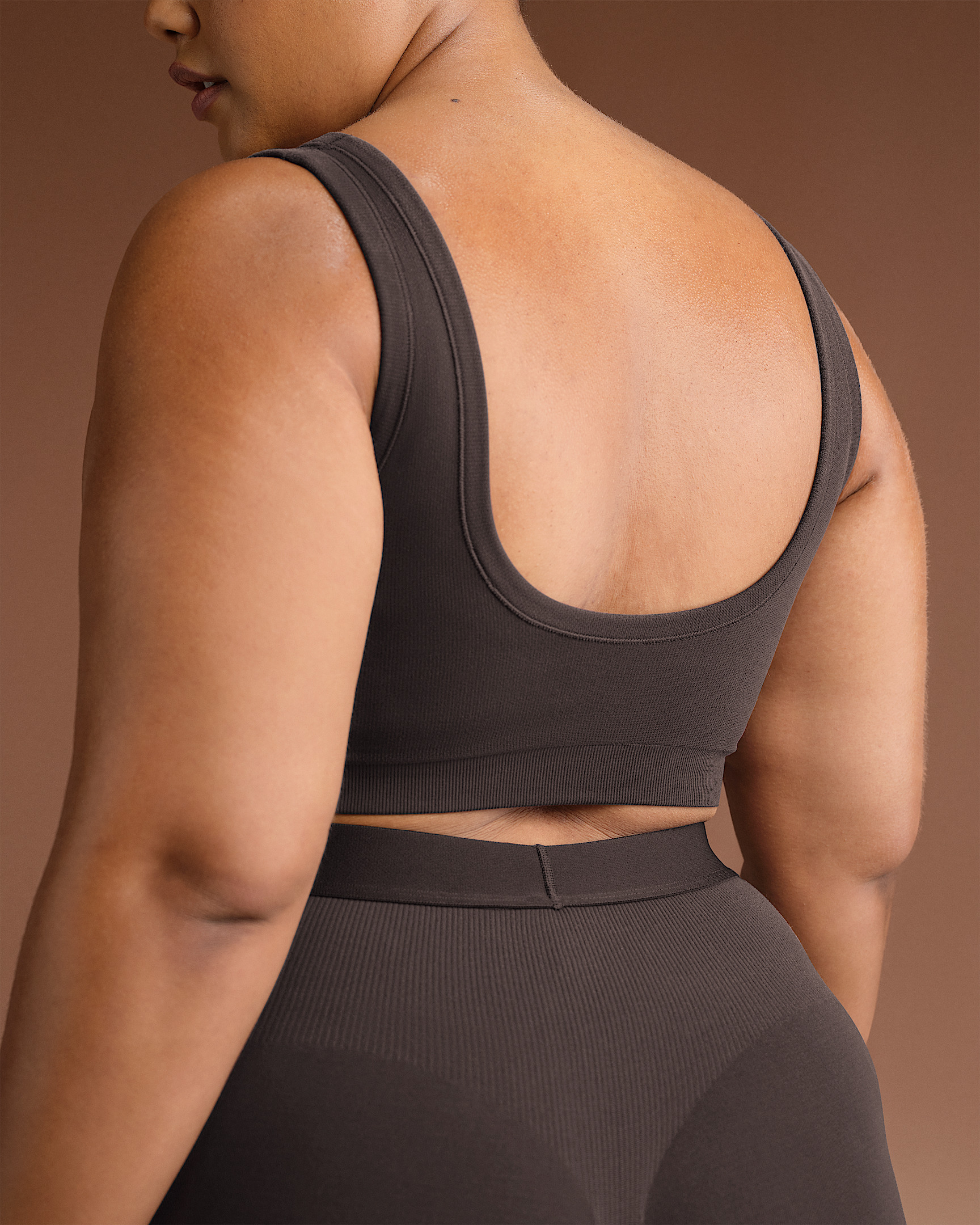 NikeSKIMS Vintage Seamless Women's Scoop Bra - 8