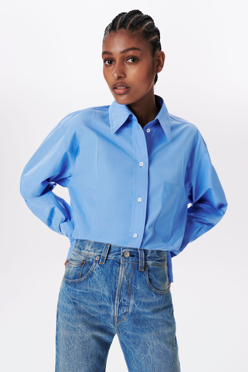 Cropped Long Sleeve Shirt in Oxford Blue 4