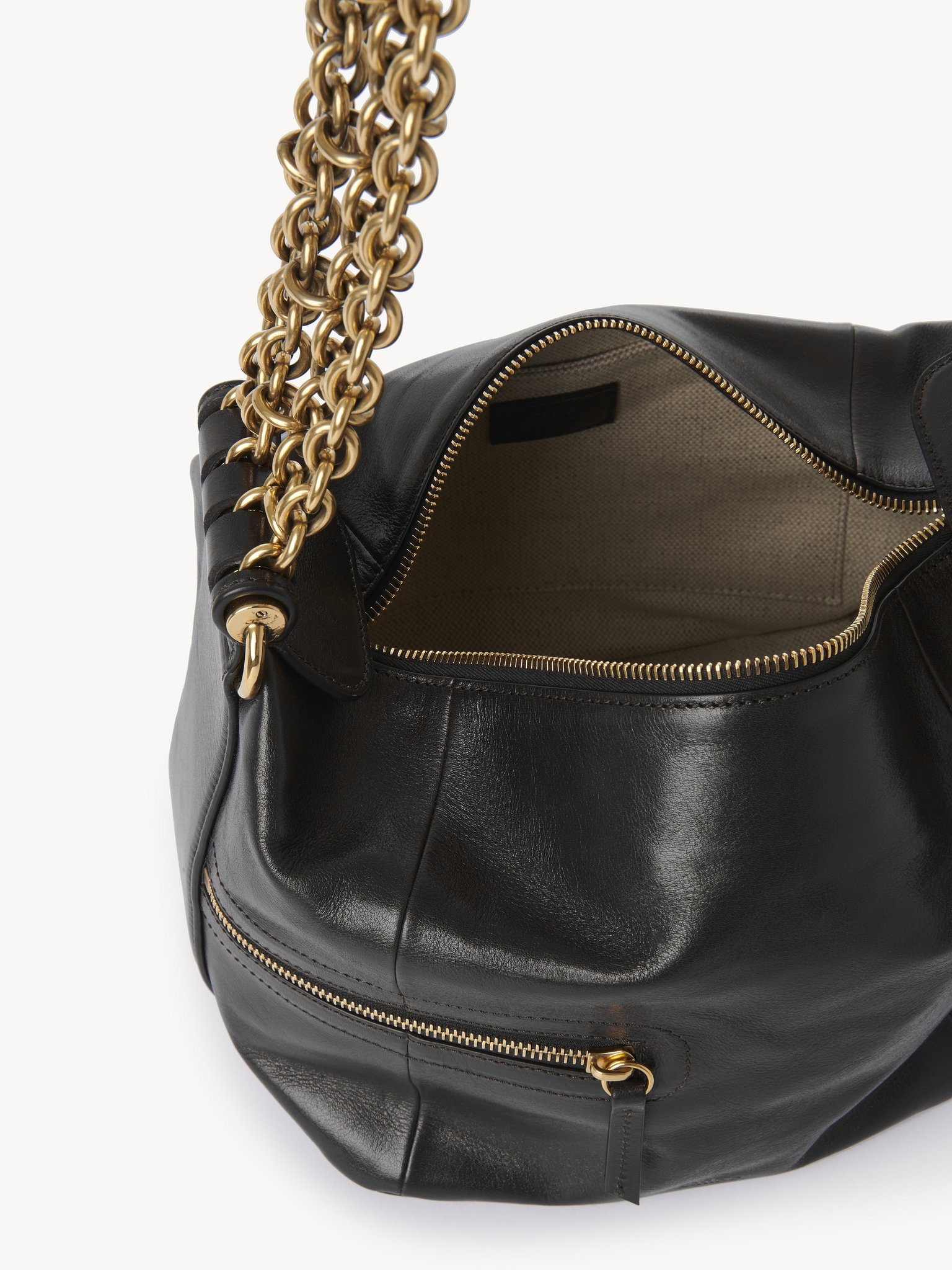 CAMERA CHAIN BAG IN SHINY LEATHER - 5