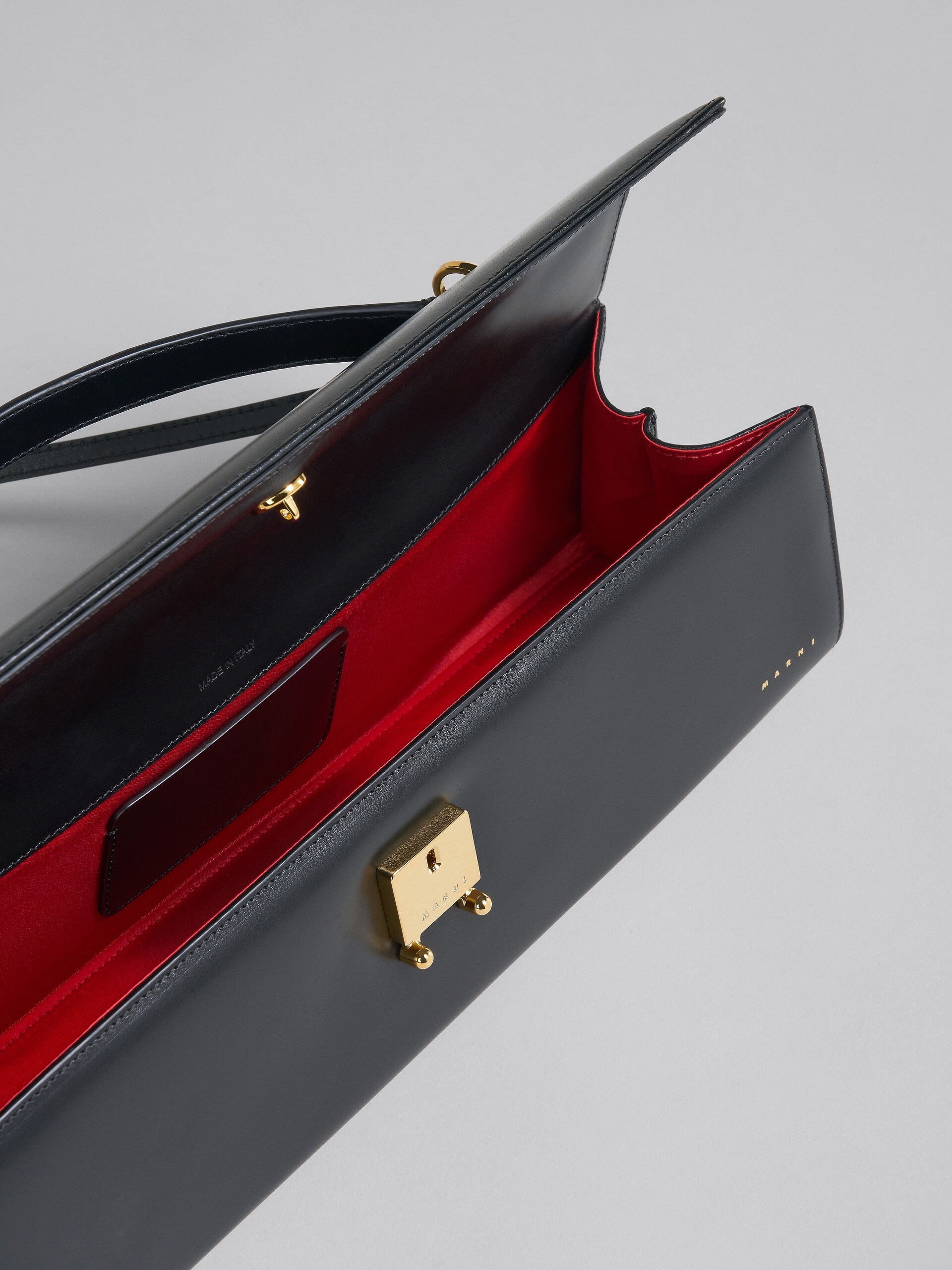 RELATIVITY LARGE BAG IN BLACK LEATHER - 4