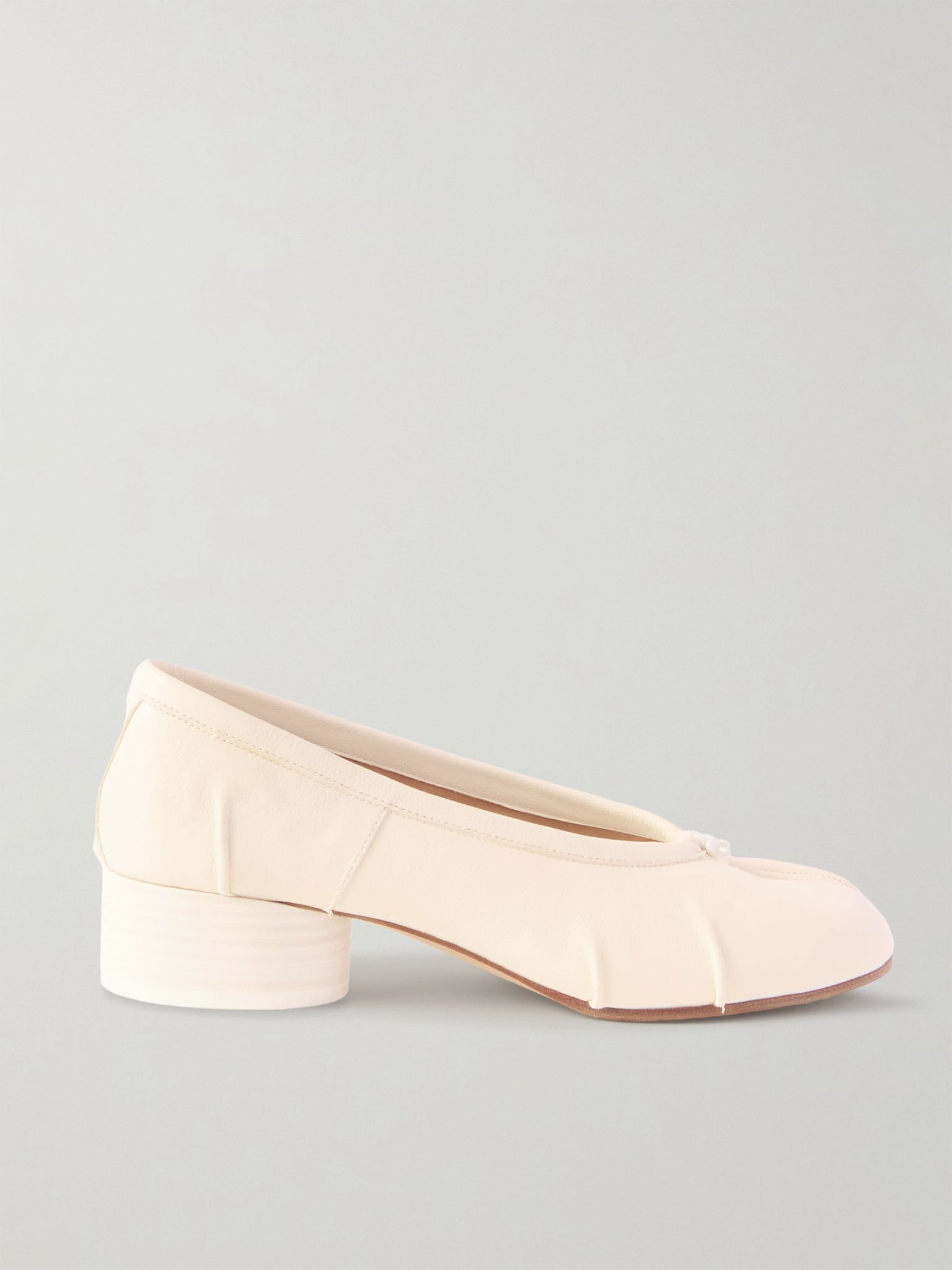 Tabi Ballerina split-toe leather pumps Cream - 1
