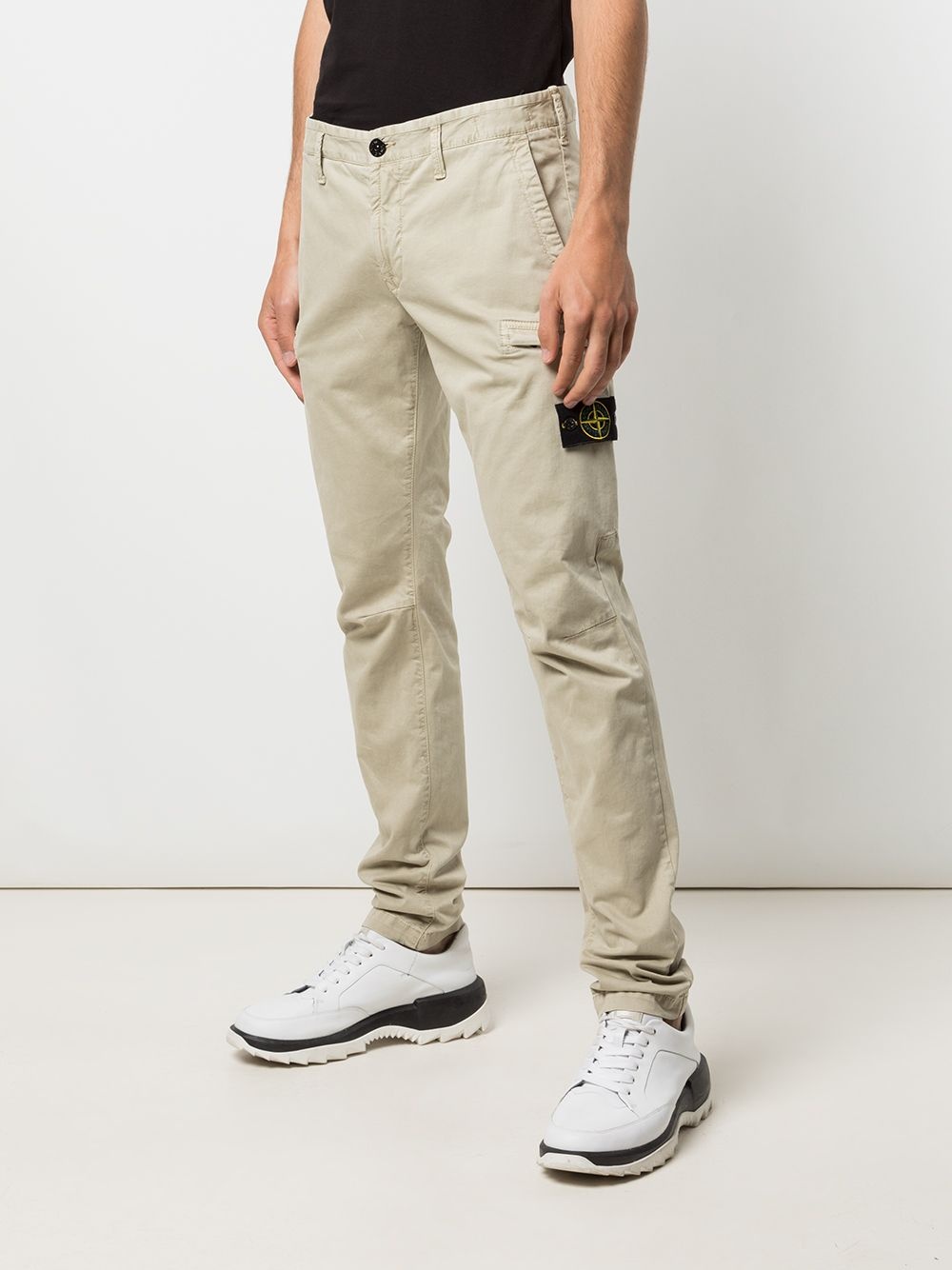 logo patch cargo trousers - 3