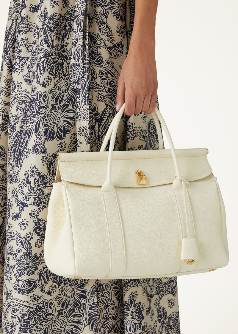Loro Piana Loom bag L32 outlook