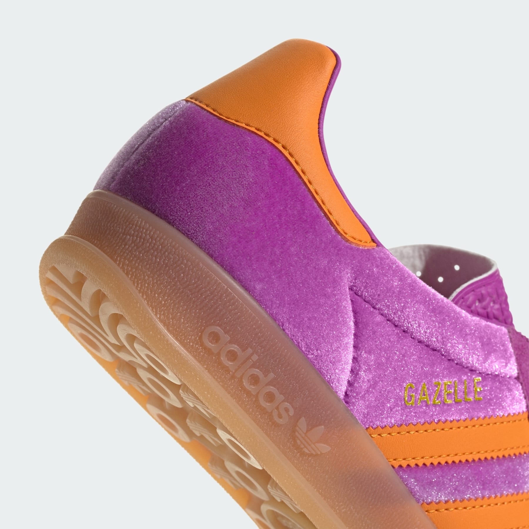 Gazelle Indoor Shoes - 9