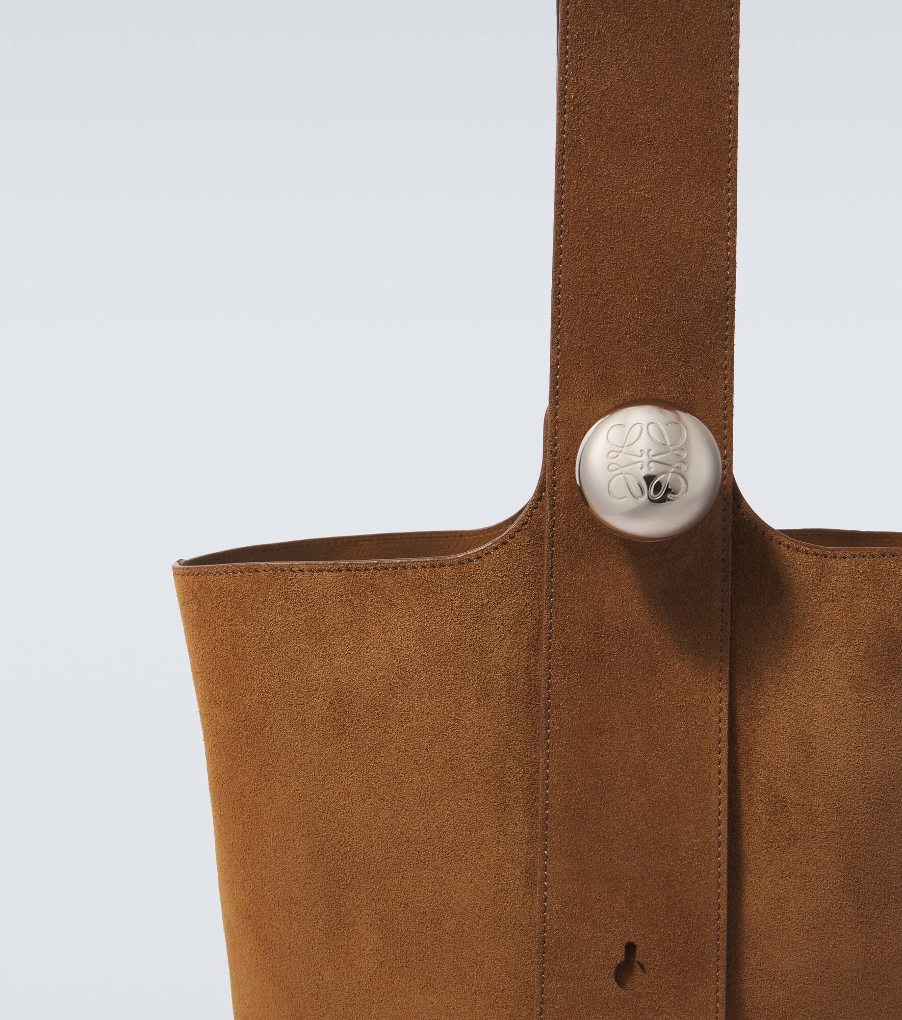 Pebble Large suede tote bag - 6