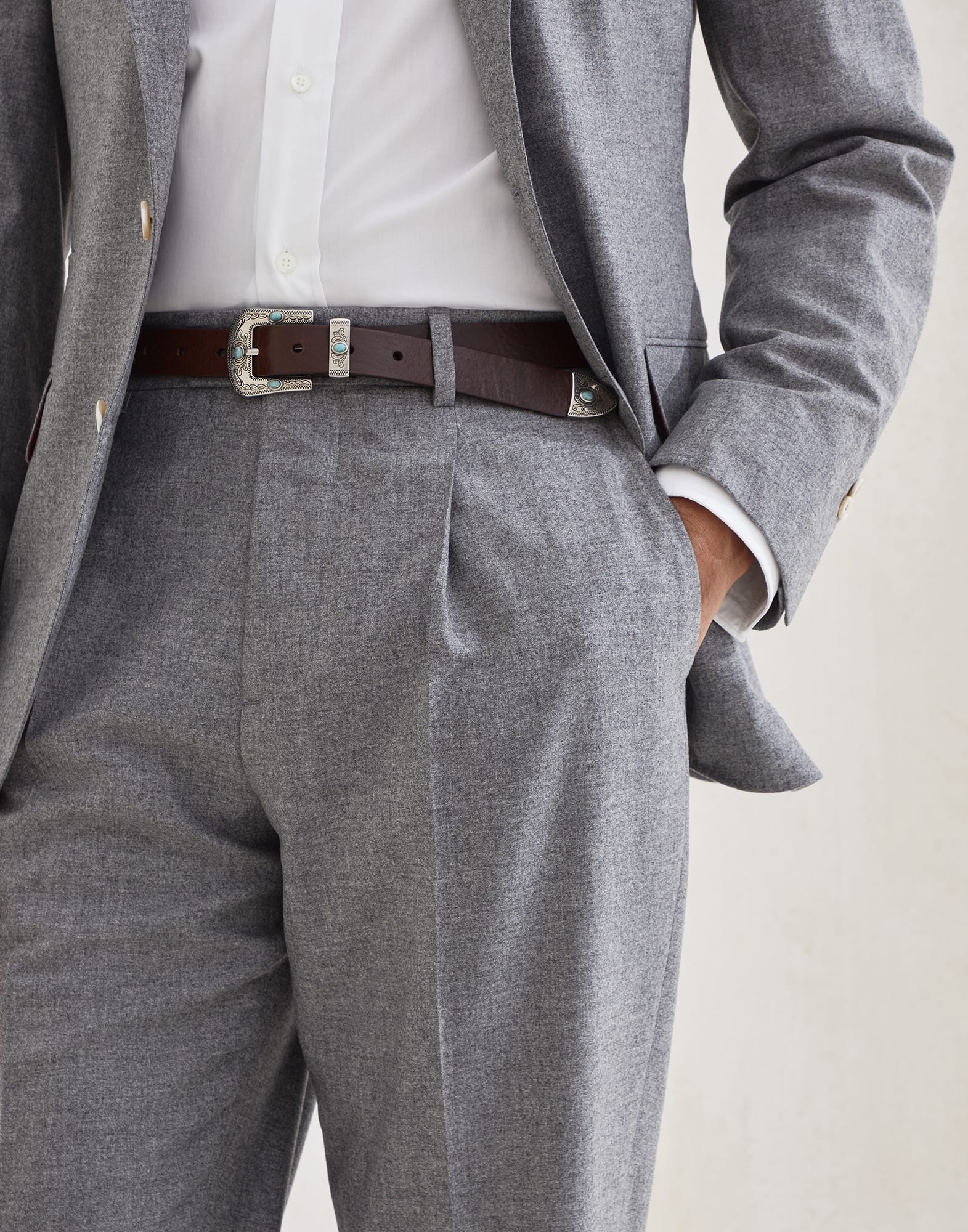 Cashmere and silk lightweight flannel leisure fit trousers with pleat - 3