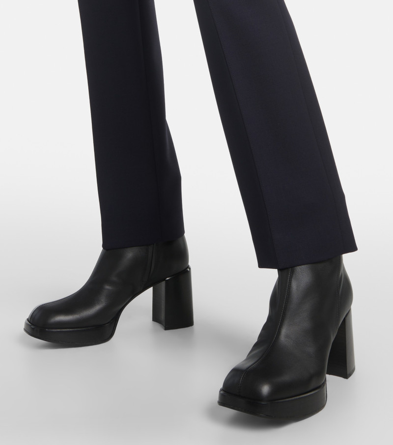 Leather ankle boots 4