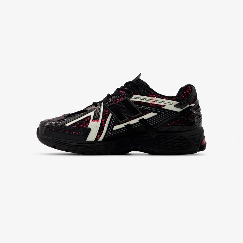 New Balance 1906A outlook