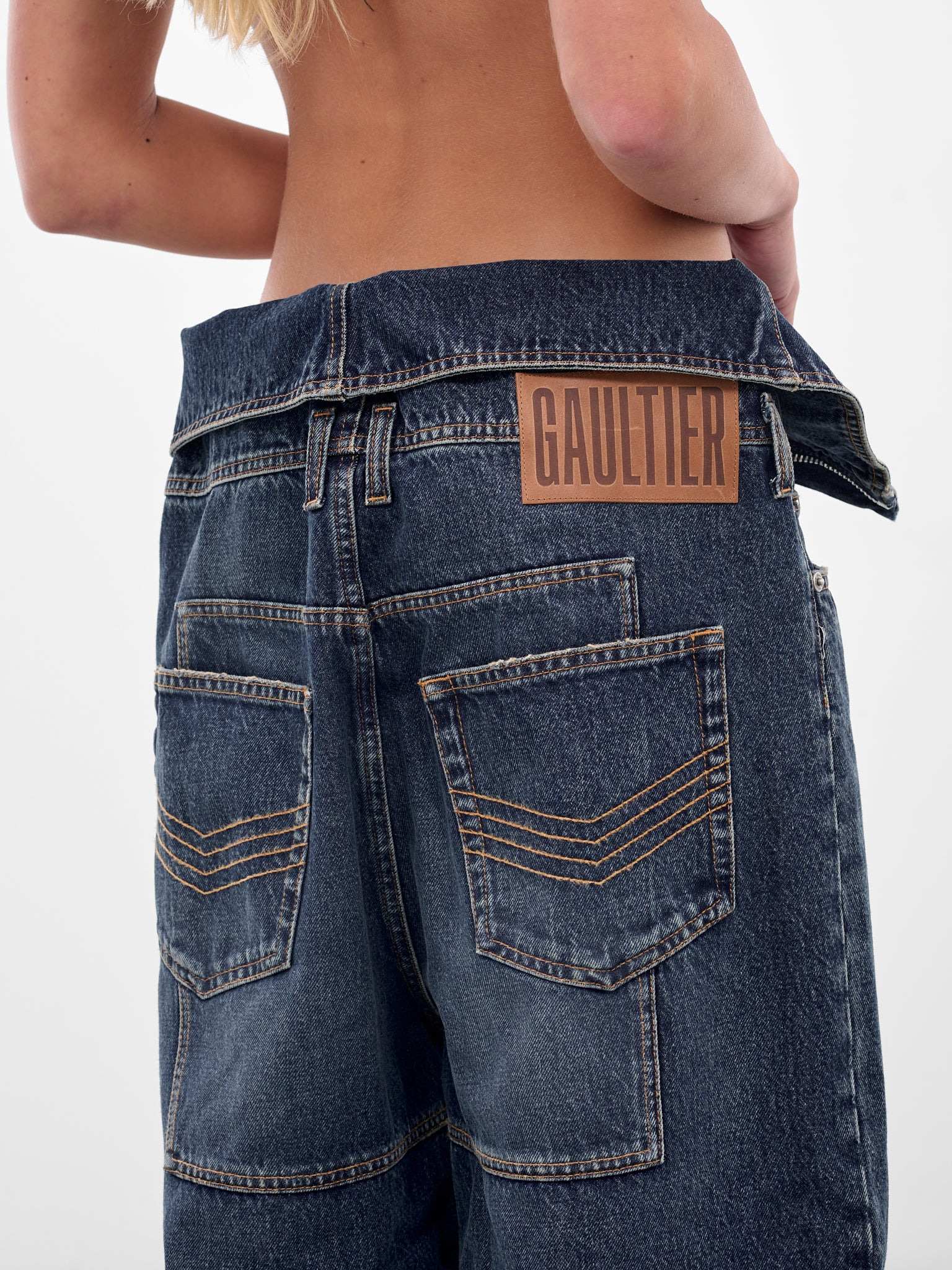 Blue Zipped Patch Denim Jeans - 4