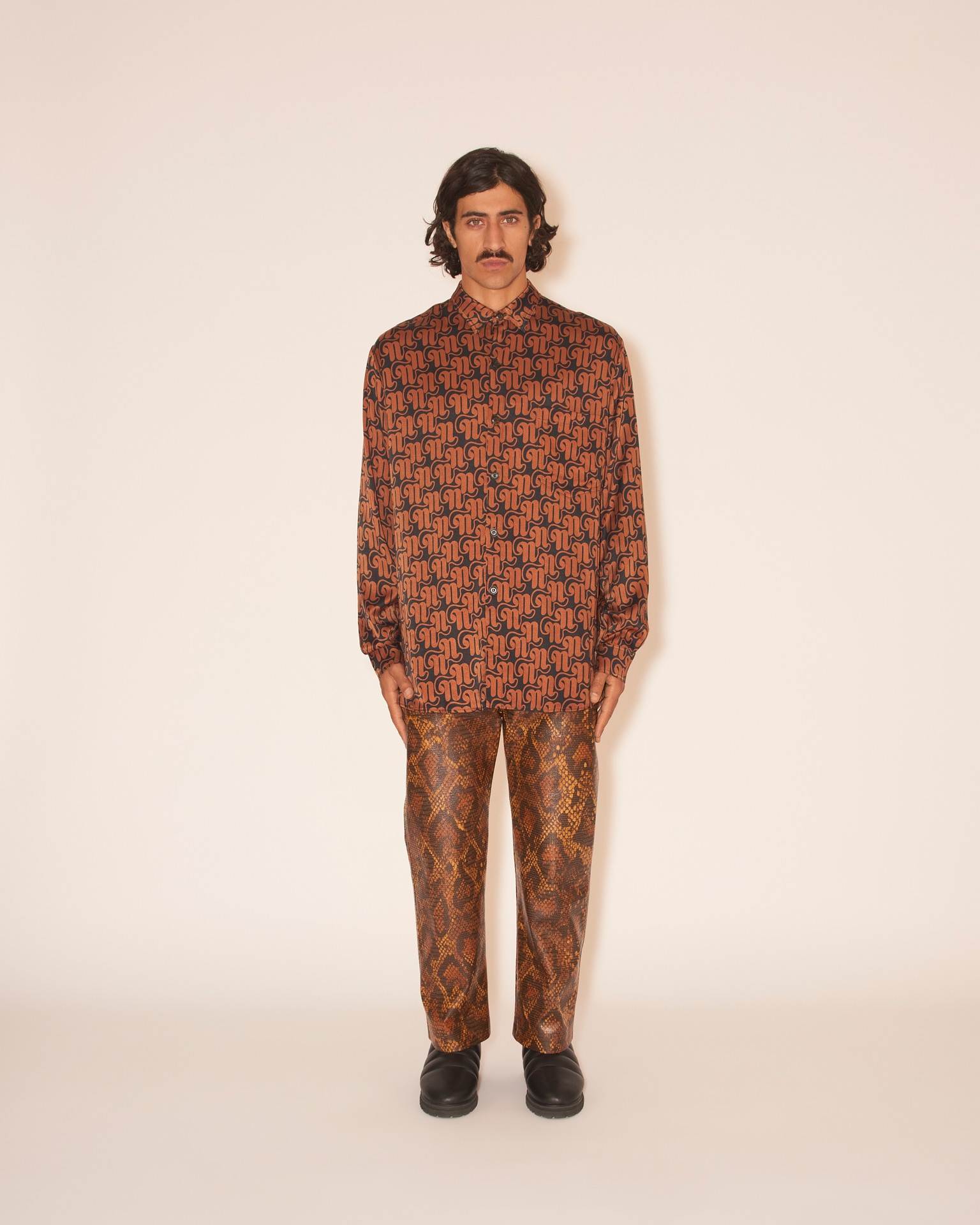 JARI - Long-sleeve shirt - Art nouveau tan/black - 2
