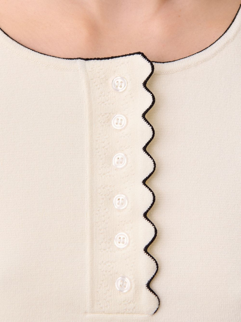 scalloped-trim top 6