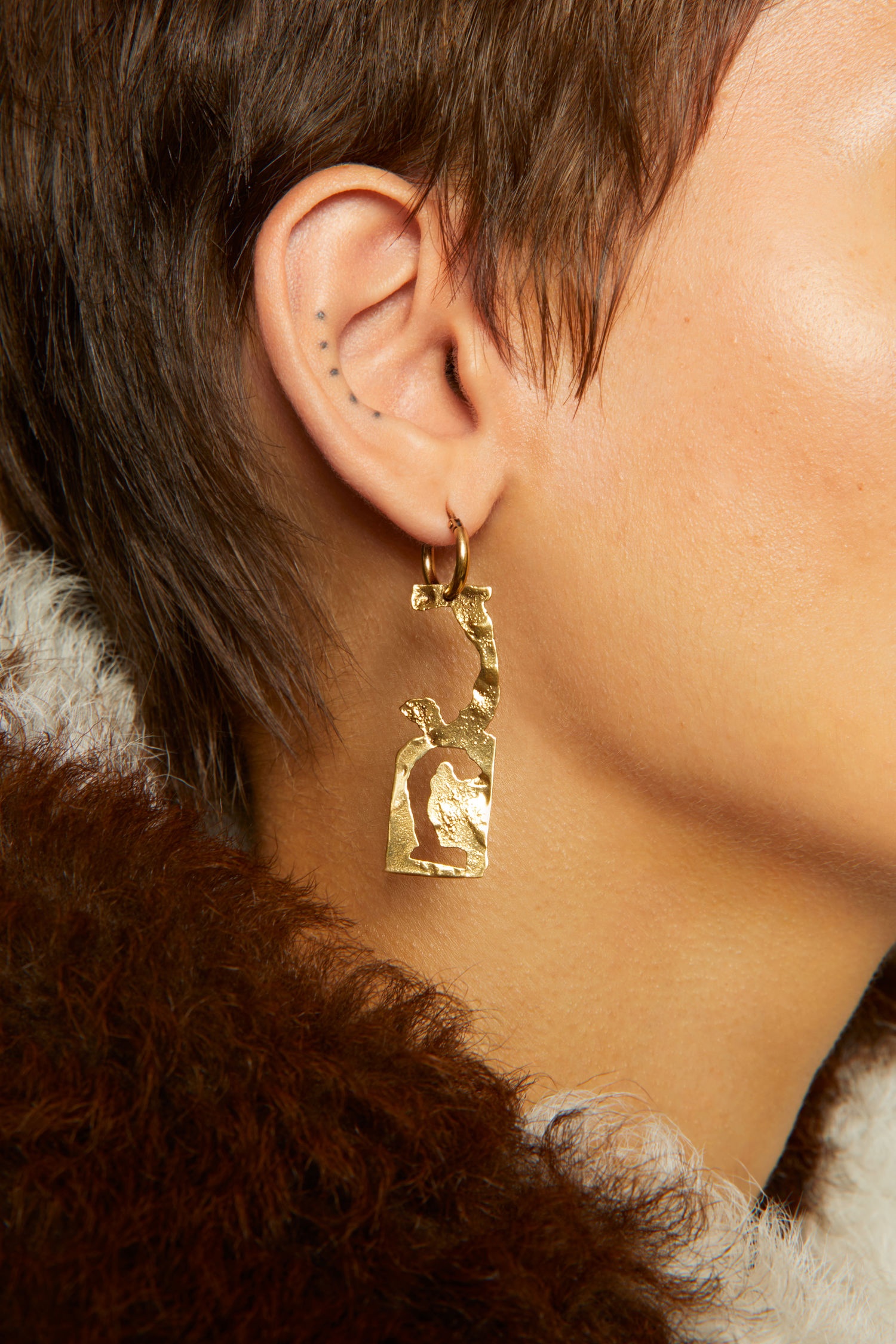 J earring gold - 3