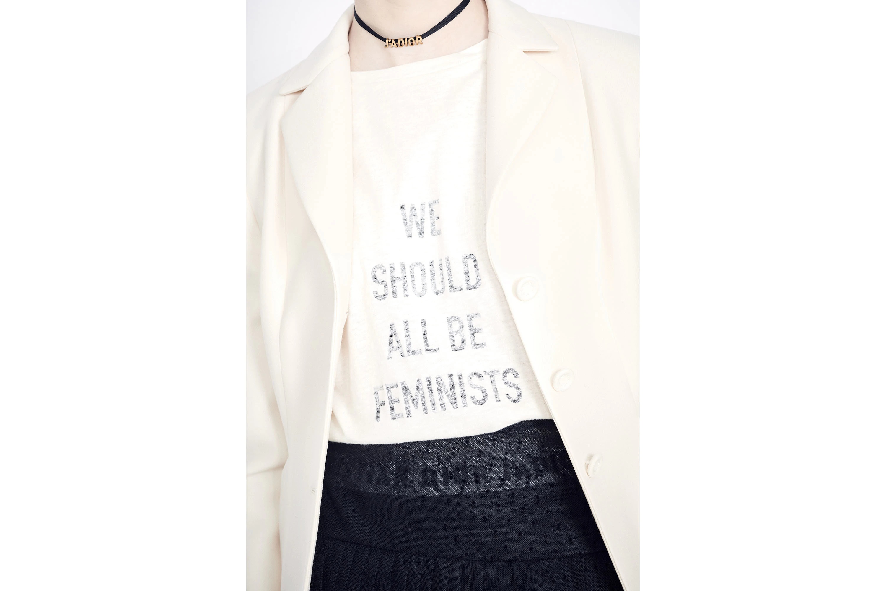 We Should All Be Feminists' T-Shirt - 3