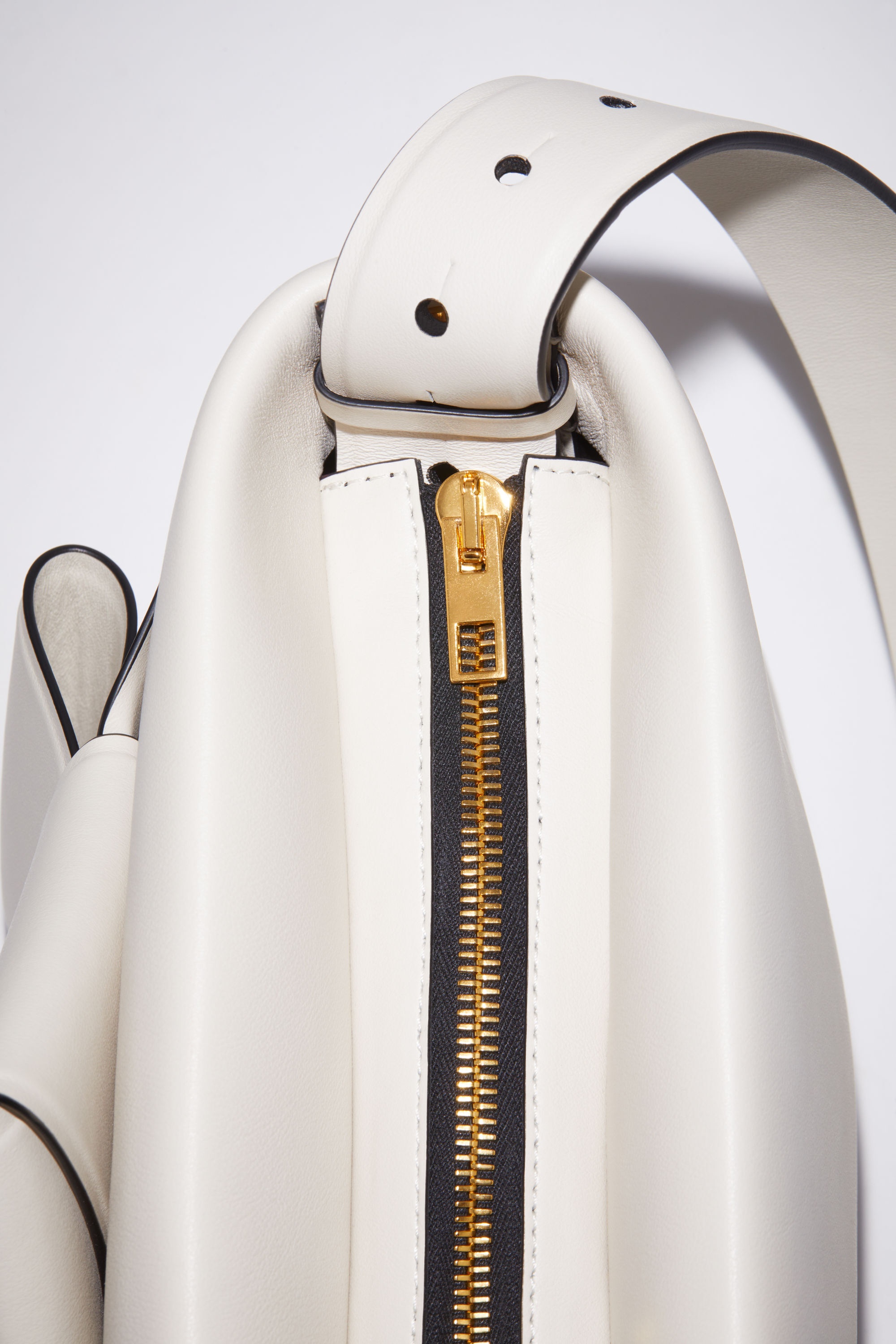 Musubi shoulder bag - White/black - 8