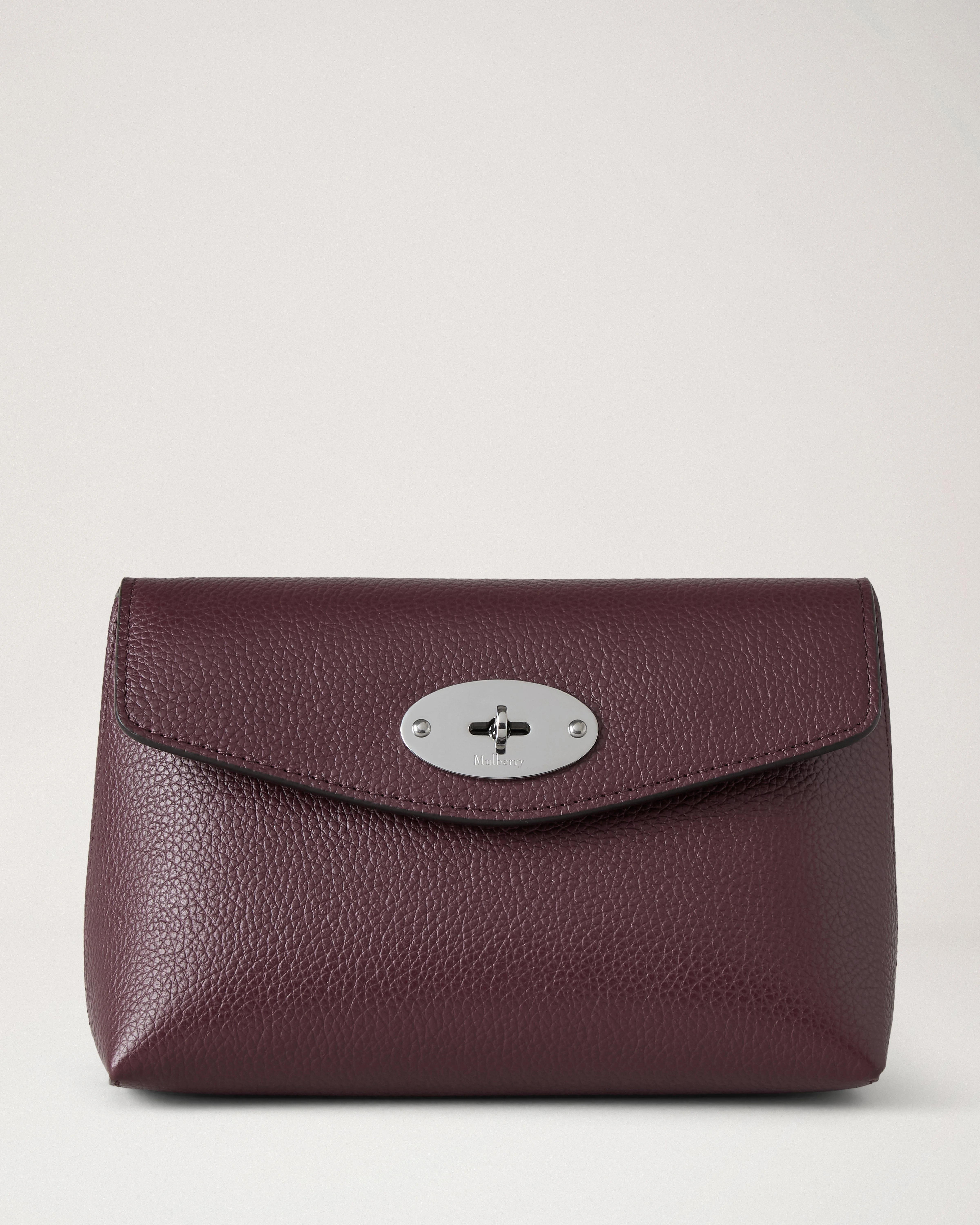 Darley Cosmetic Pouch
Black Cherry Small Classic Grain - 1