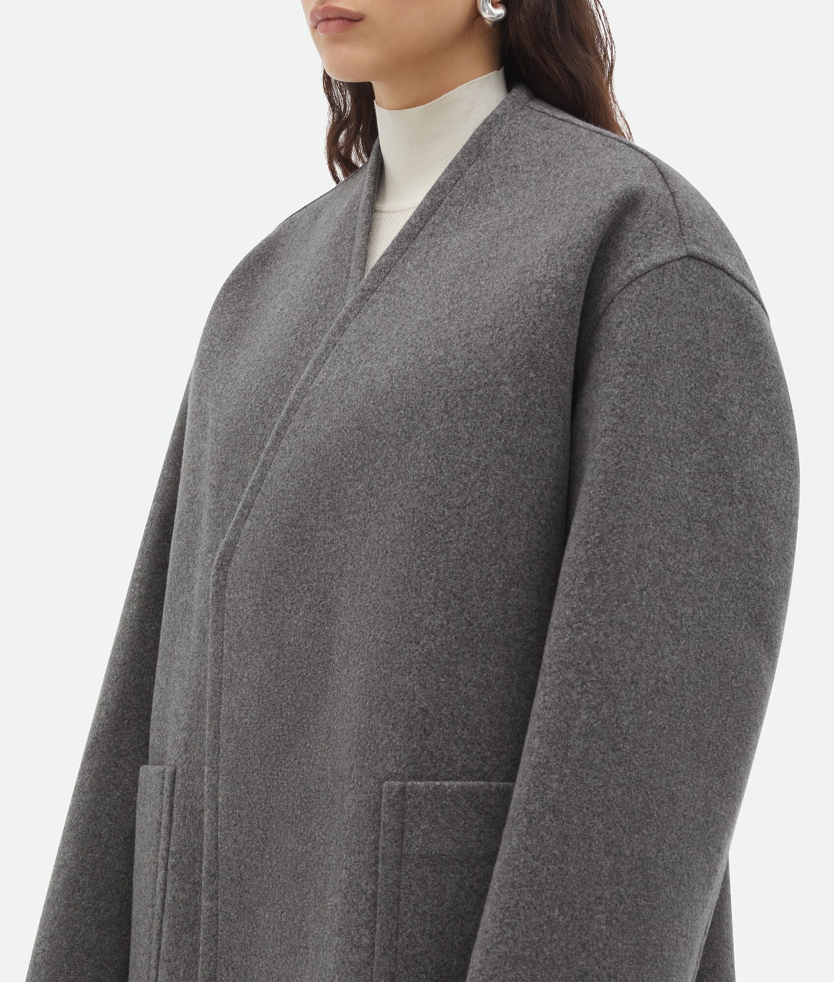 Collarless Cashmere Coat - 4