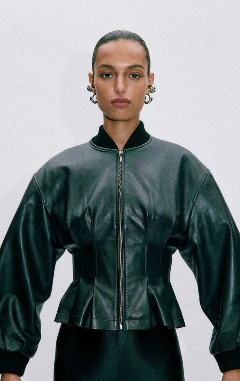 THE AVEN JACKET 3