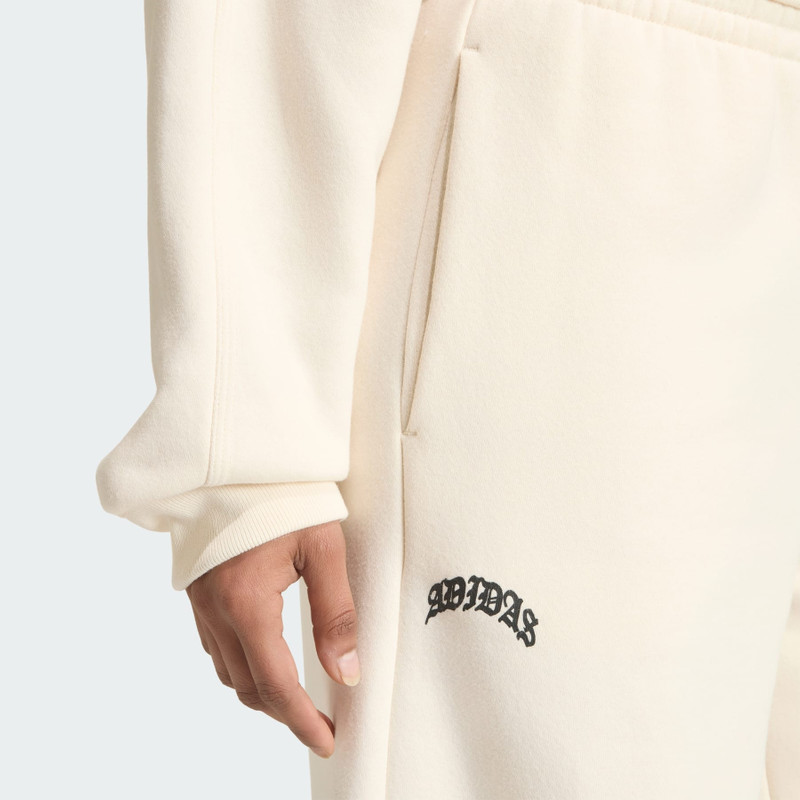 ORIGINALS ROSE GRAPHIC SWEATPANT 5