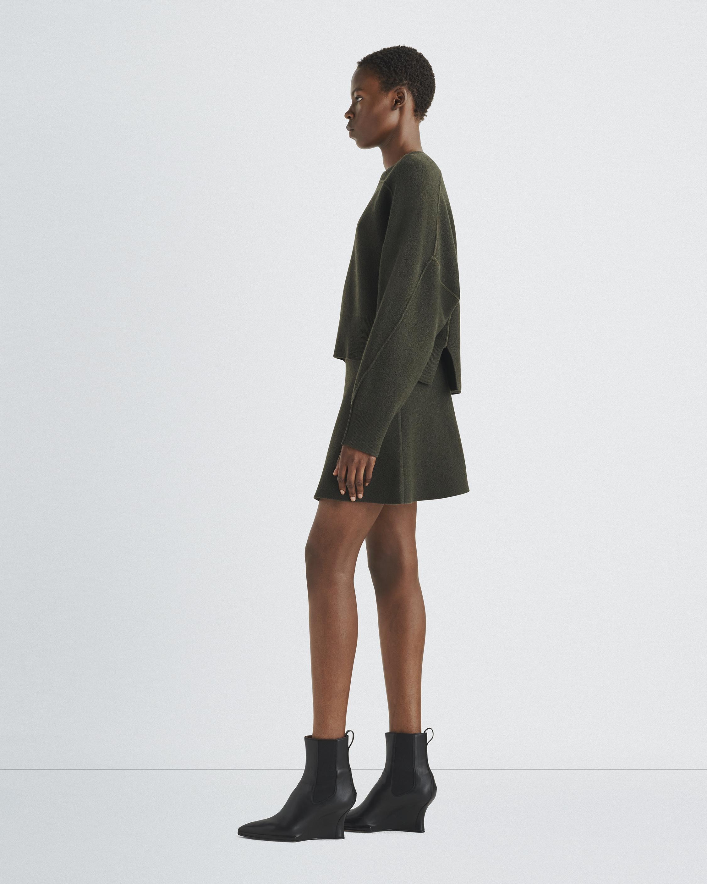 Bridget Italian Wool Skirt
Mini - 4