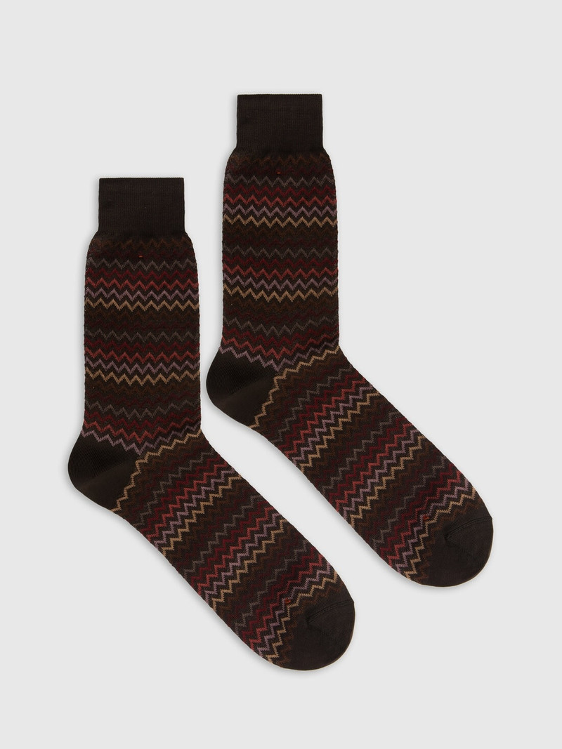 Short socks in pure cotton with zig-zag pattern. 1