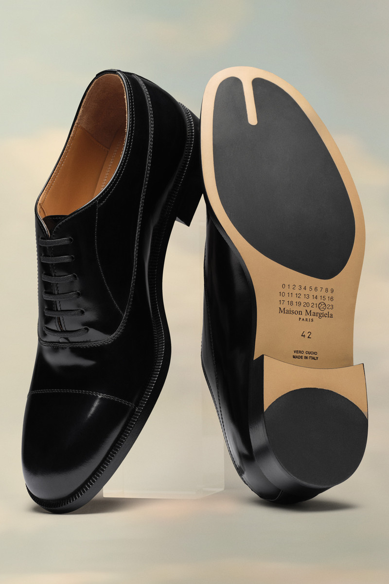 Maison Margiela Waxed Leather Shoes outlook