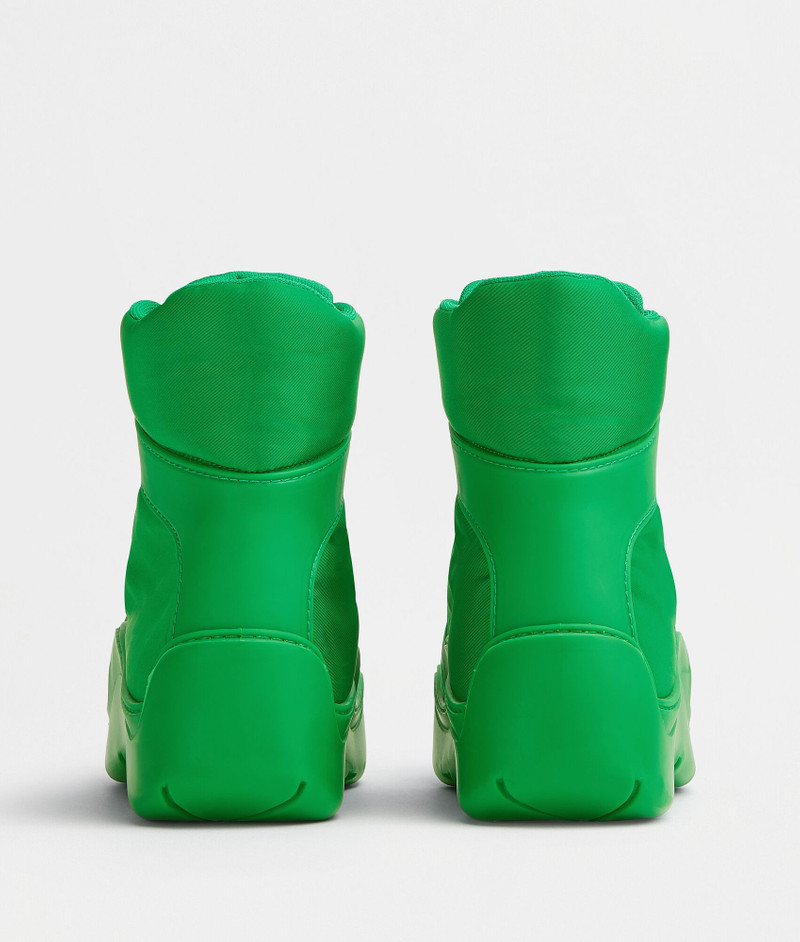 Bottega Veneta puddle bomber outlook